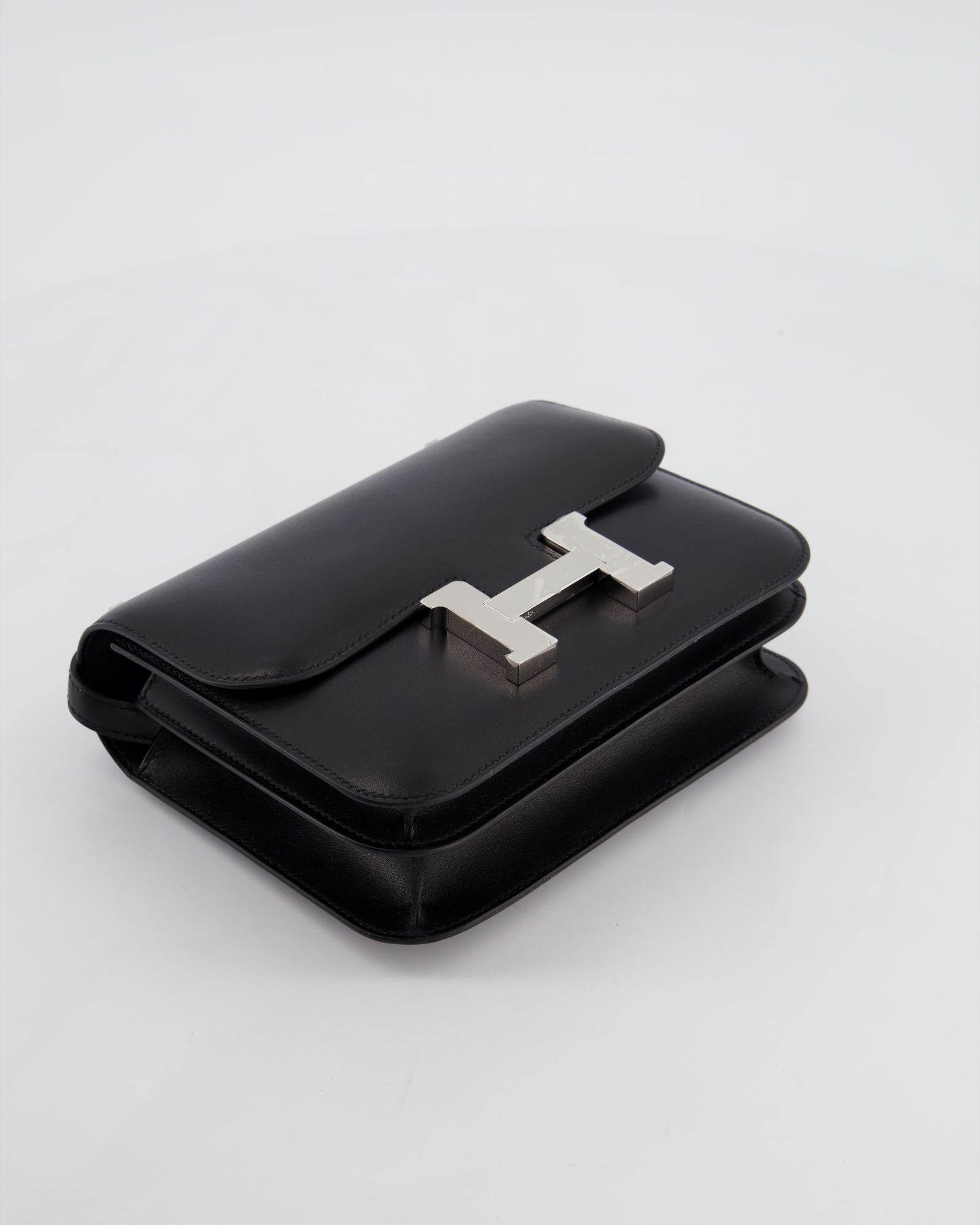 *RARE* Hermès Constance III 18 Miroir Bag in Noir Evercalf Leather with Palladium Hardware