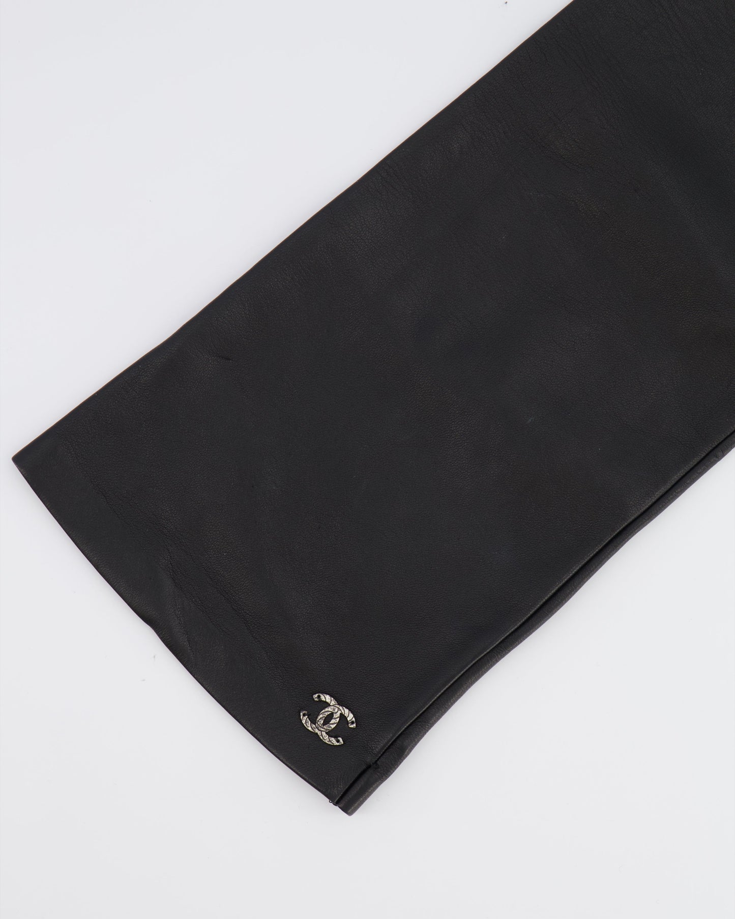 Chanel 18A Black Lambskin Leather Long Mitten Gloves with Aged Silver CC Logo Details Size 7