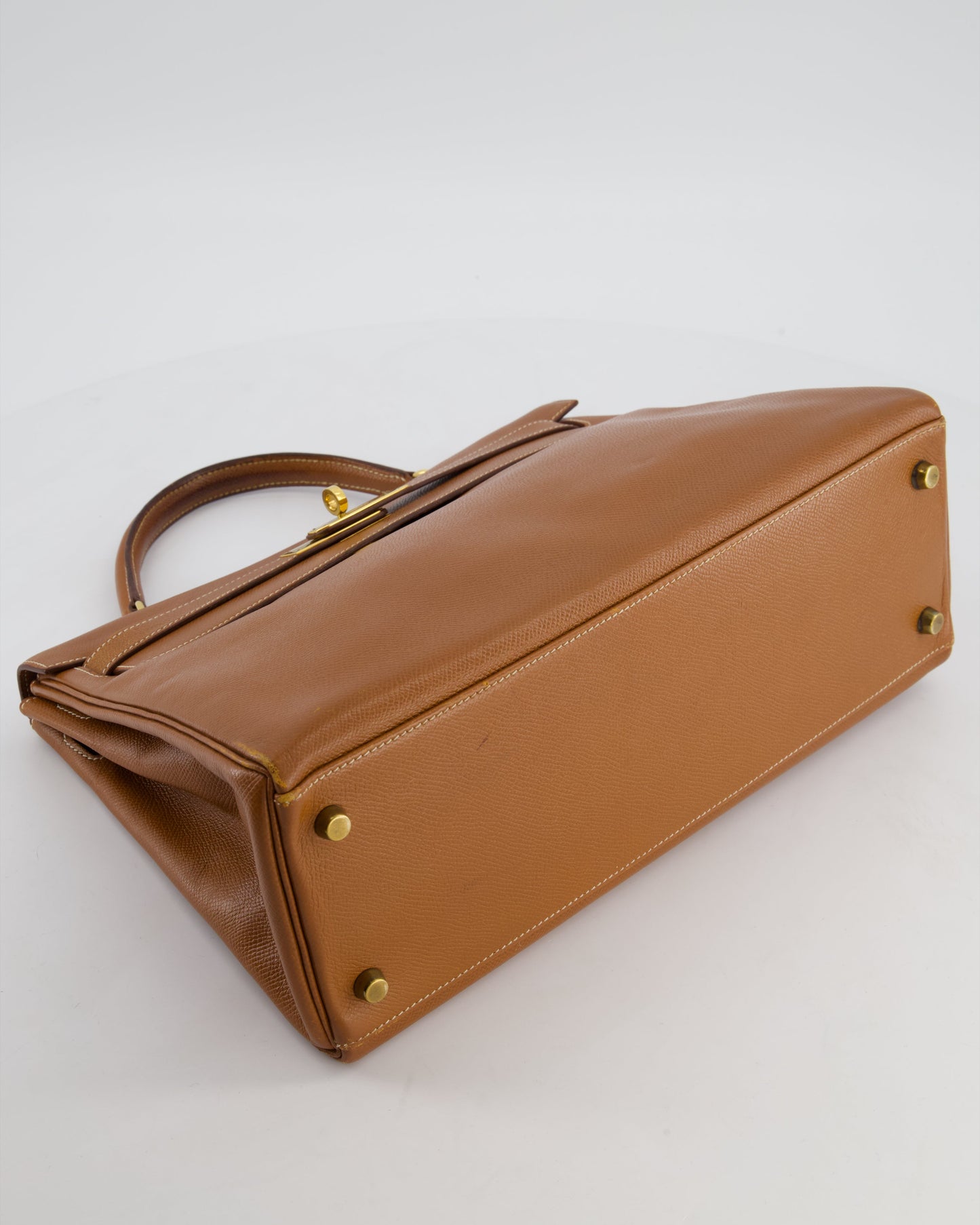 Herm�s   Kelly 32 Bag in Gold Courchevel Leather with Gold Hardware