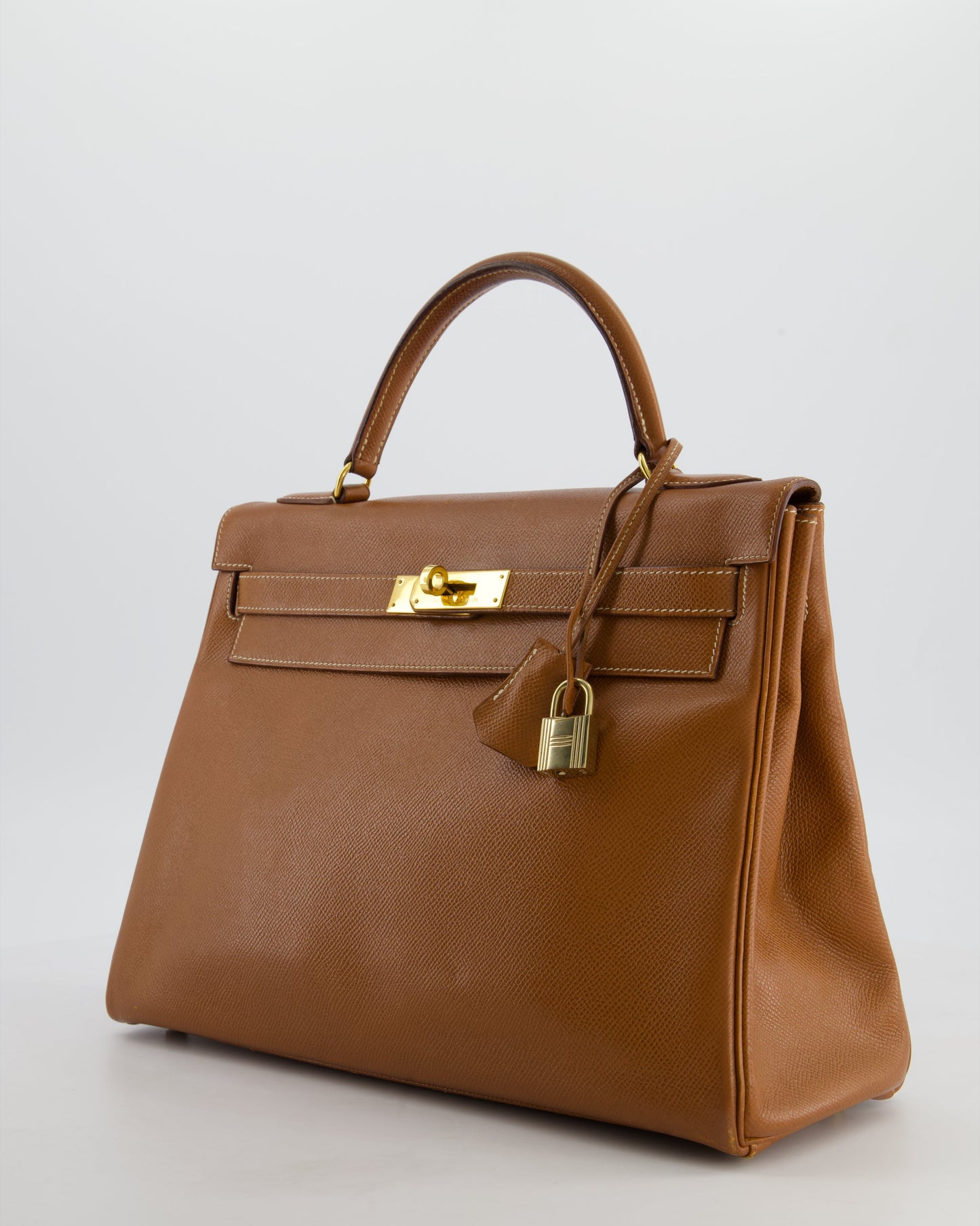 Herm�s   Kelly 32 Bag in Gold Courchevel Leather with Gold Hardware