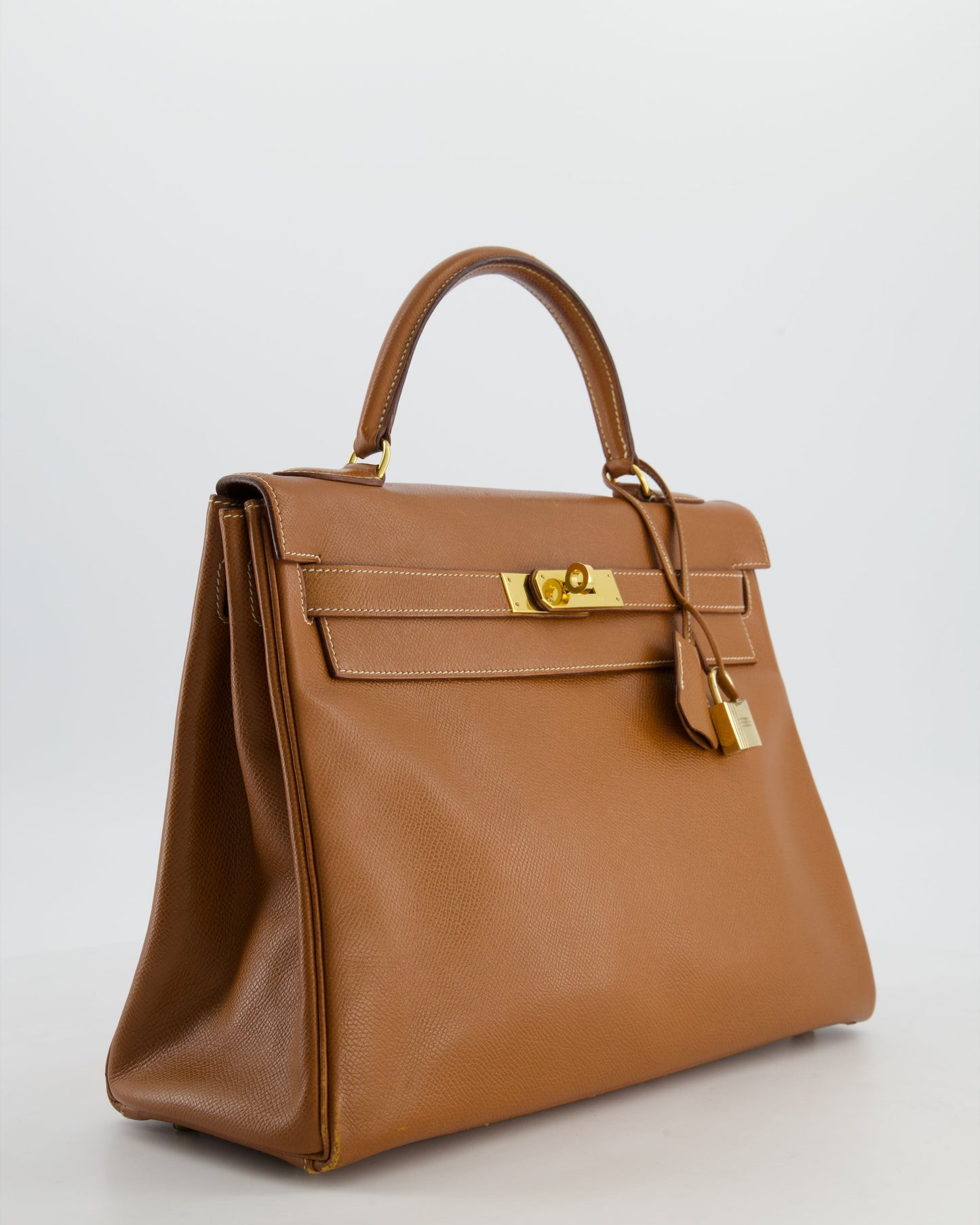Herm�s   Kelly 32 Bag in Gold Courchevel Leather with Gold Hardware