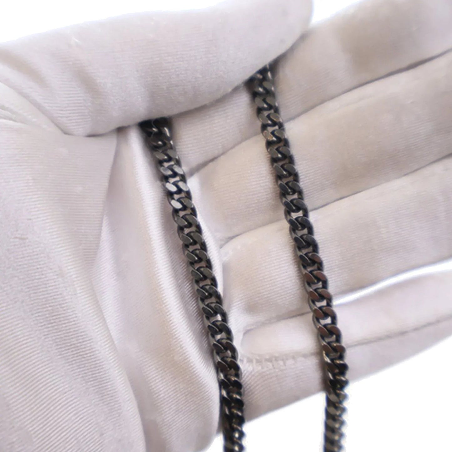 Silver Chanel CC Ruthenium Plated Logo Chain Choker Necklace