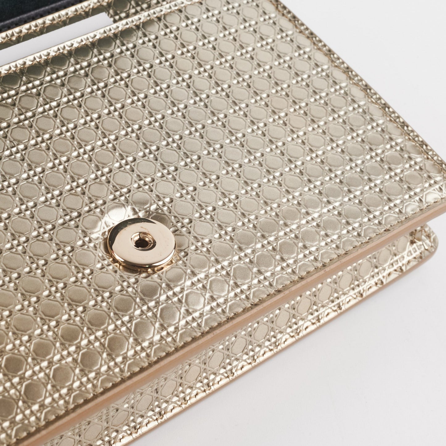 HOLD BC Dior 30 Montaigne Belt Bag With Chain Metallic Patent Gold