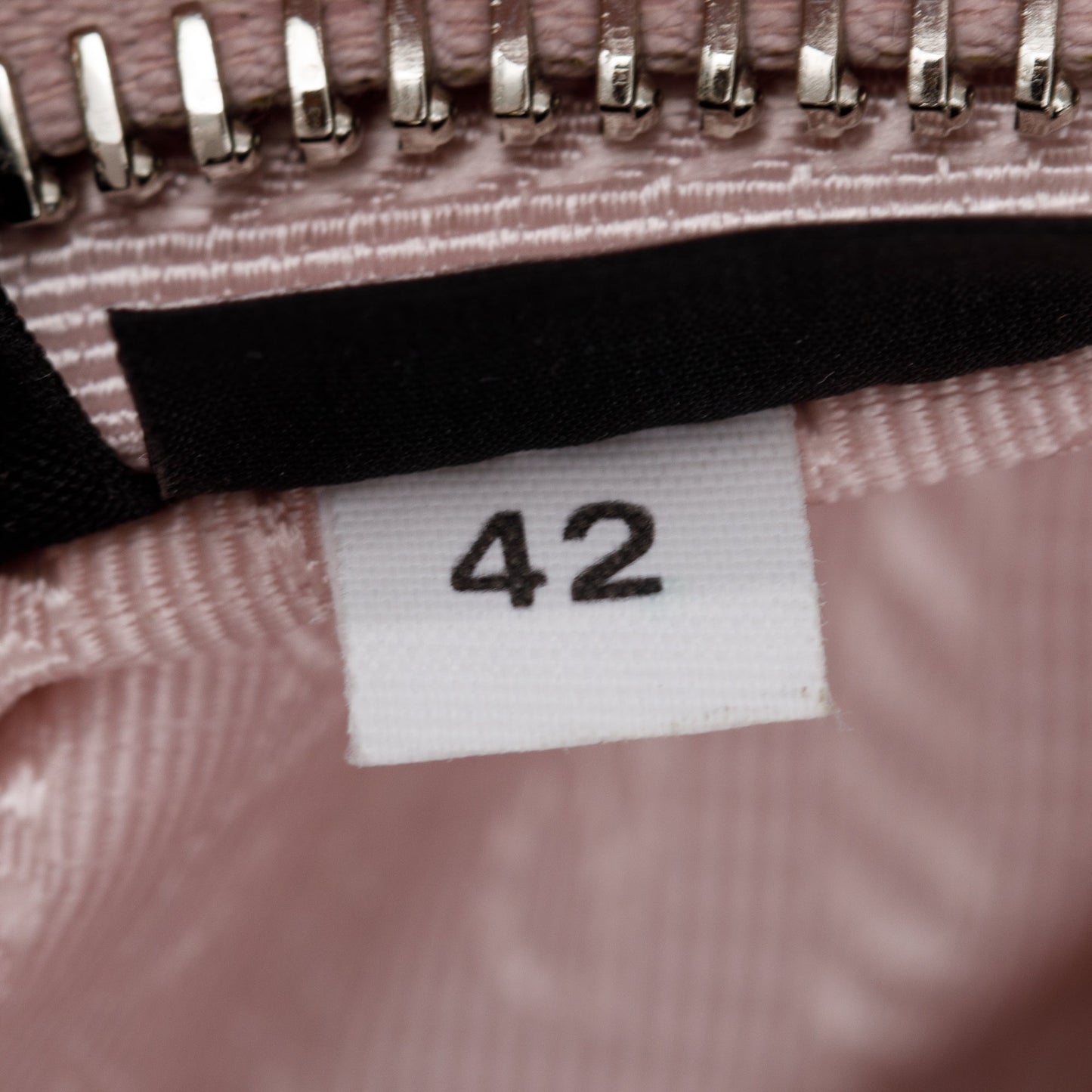 Prada 2022 Pink Re-Edition 2005 Re-Nylon Shoulder Bag