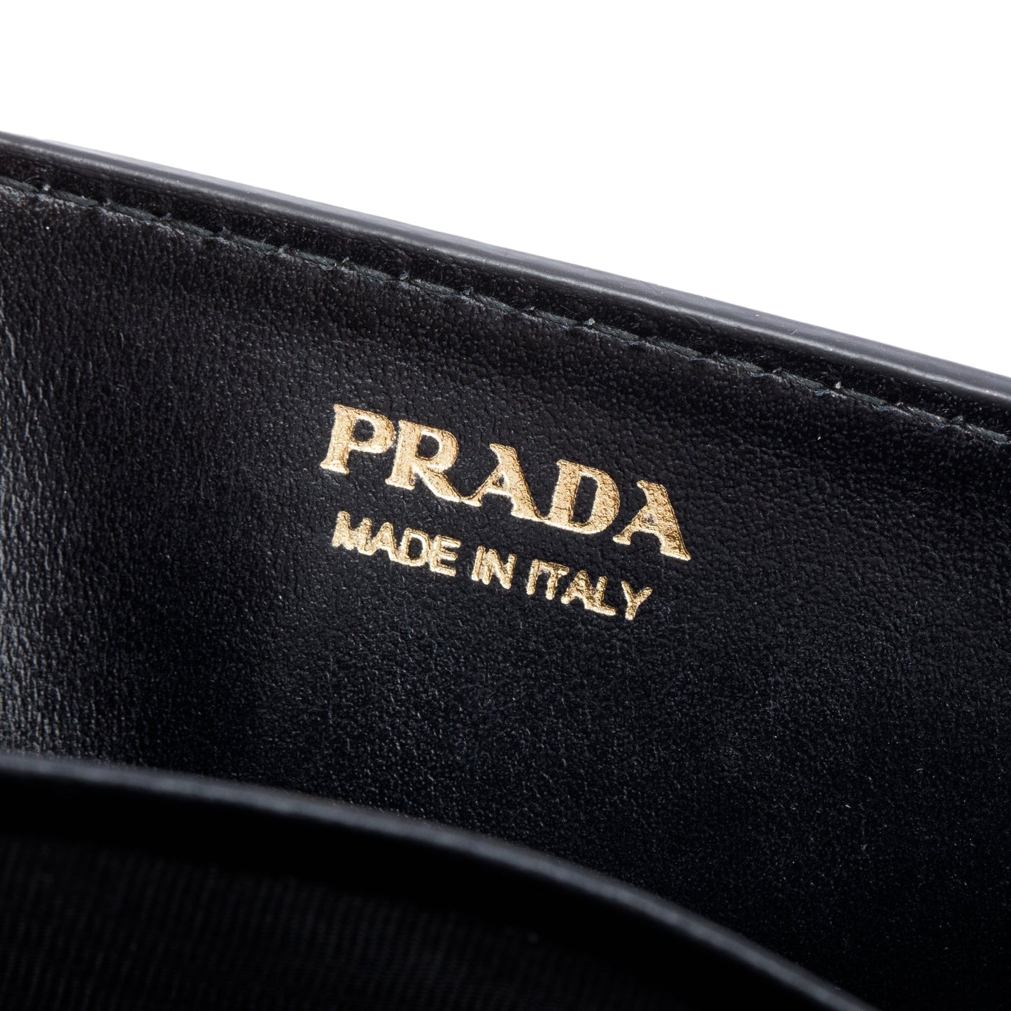 Prada Black Vitello Move Wallet on Chain