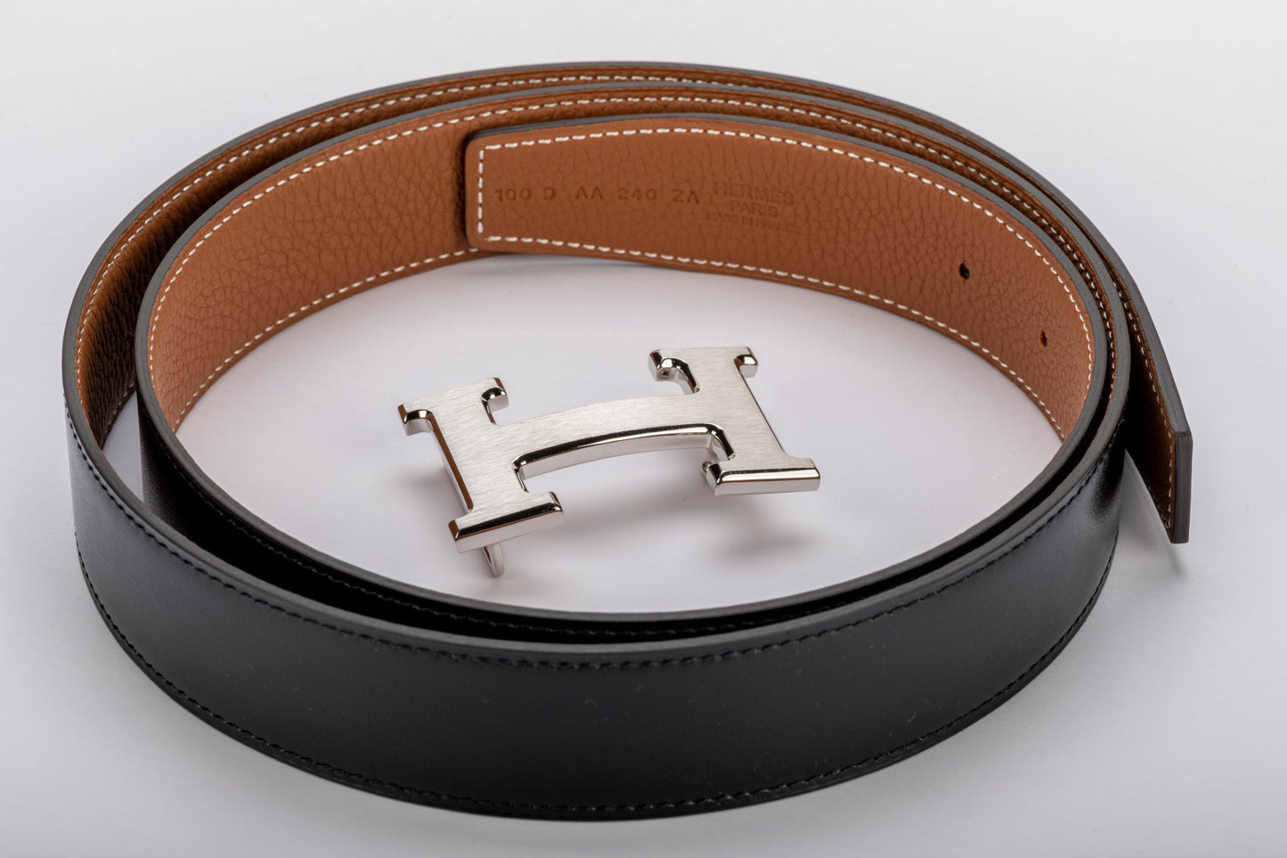 Hermes BNIB Black/Gold  Belt