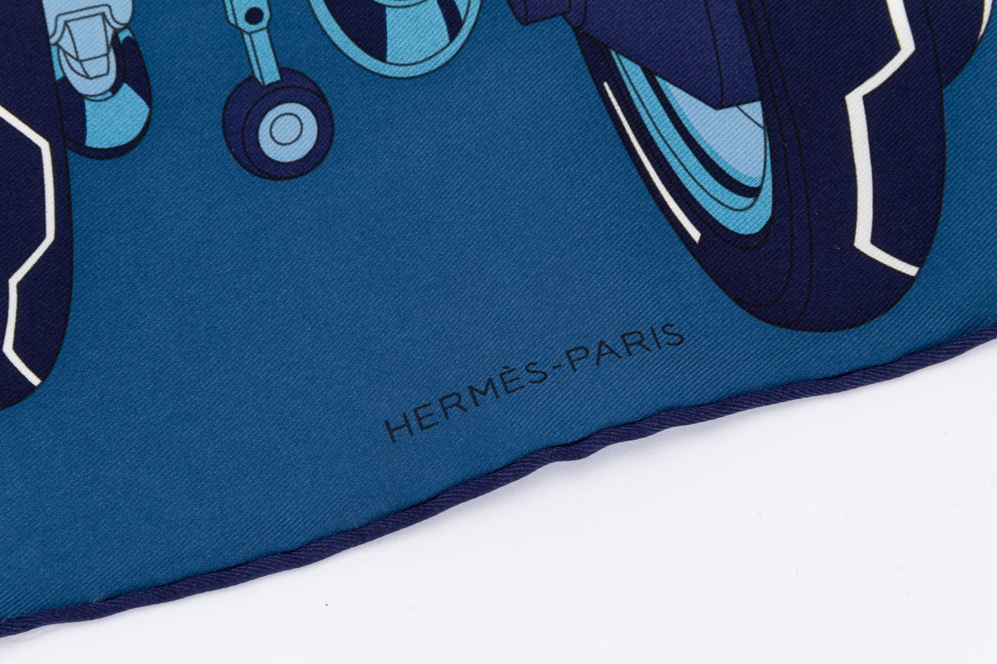 Hermes Mega Chariot by Daisuke Nomura