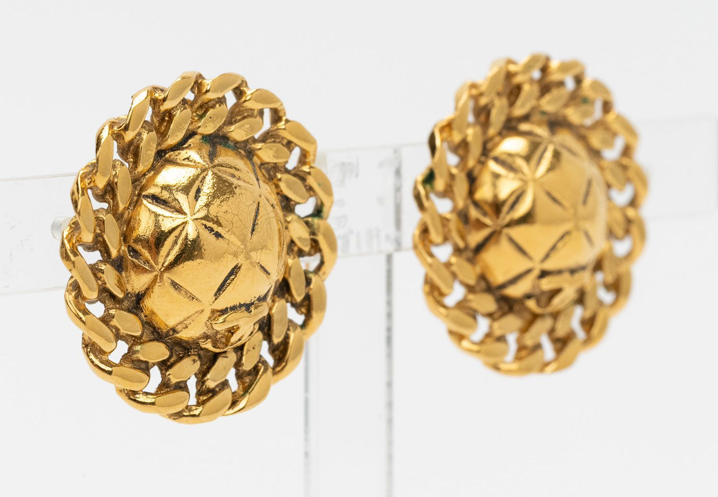 Chanel   Quilted Earrings Gold