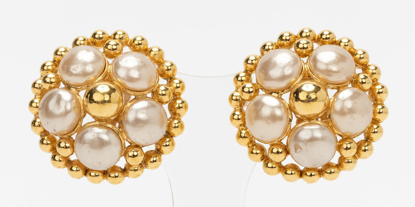 Chanel 80s   Flower Pearl Earrings