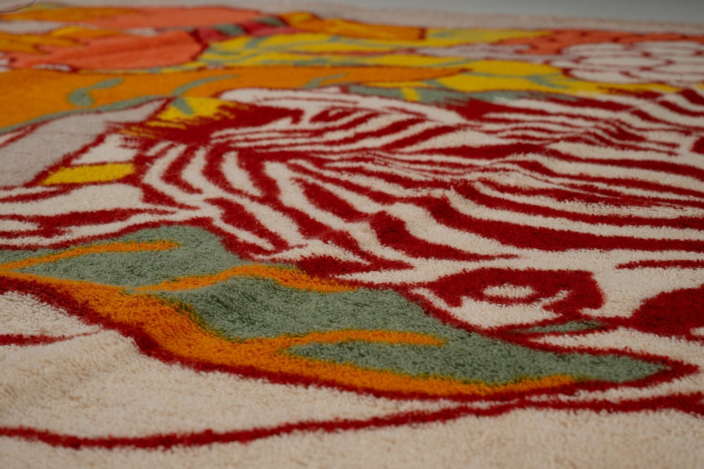 Hermes âœAu Coeur de lâ˜Etéâœ Beach Towel