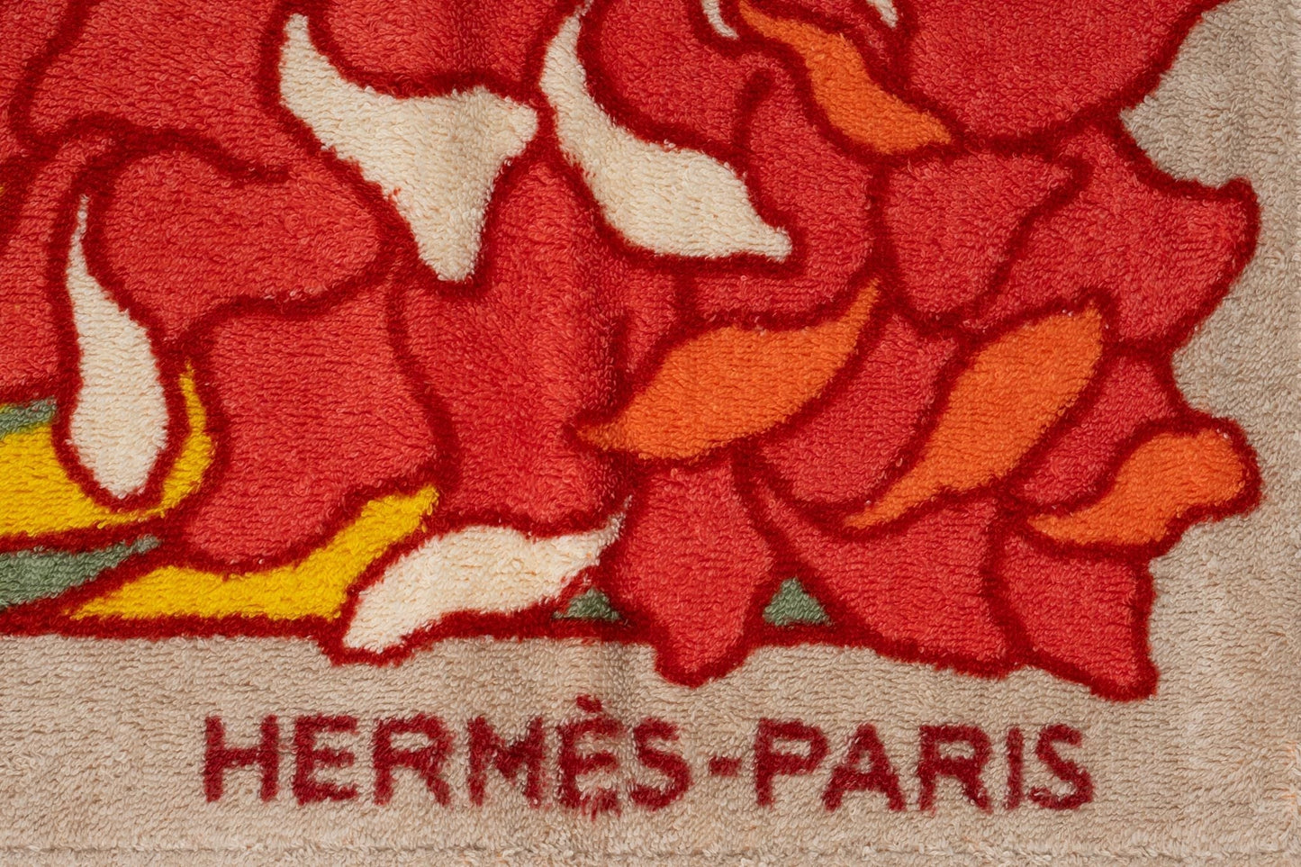 Hermes âœAu Coeur de lâ˜Etéâœ Beach Towel