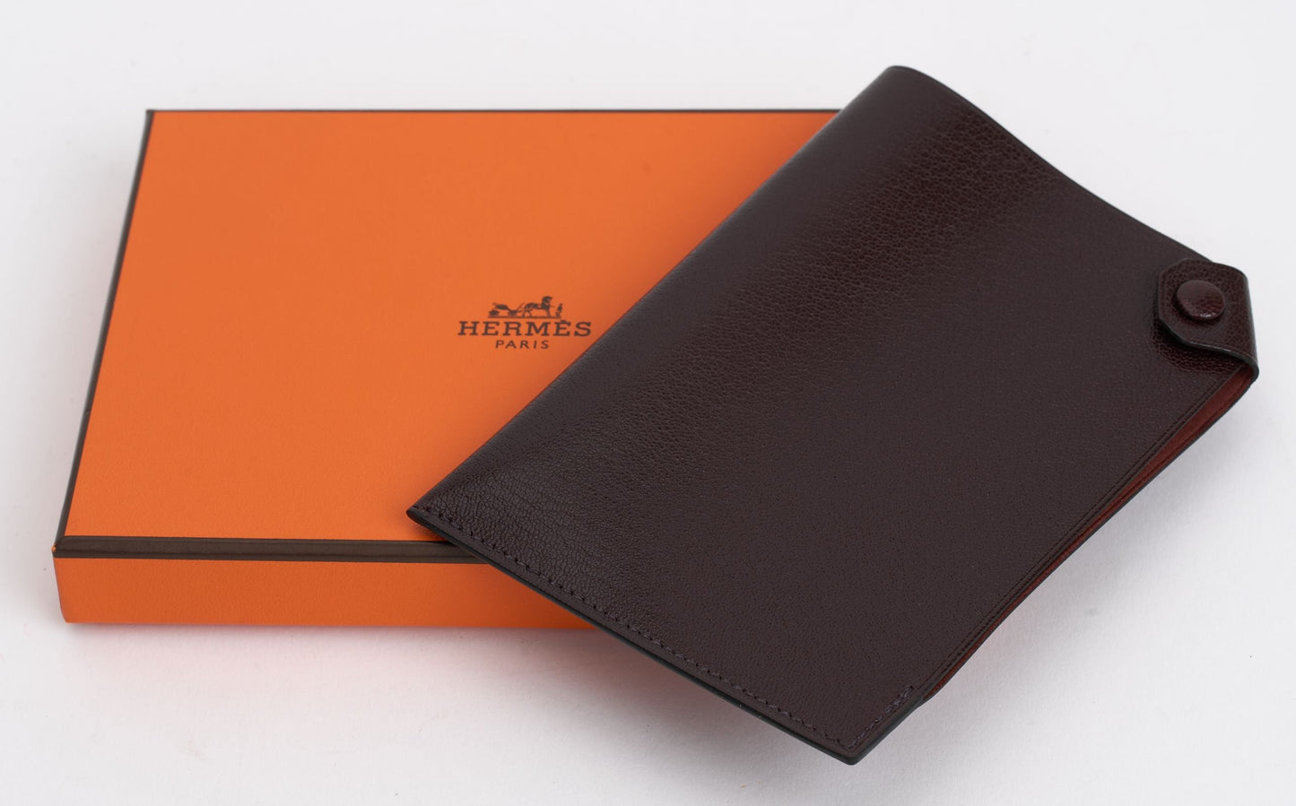 Hermes New Passport Holder Rouge H