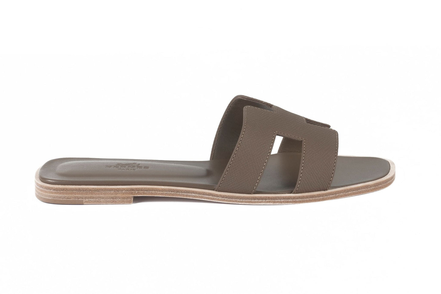 Hermes NIB Oran Sandal Etoupe 37.5