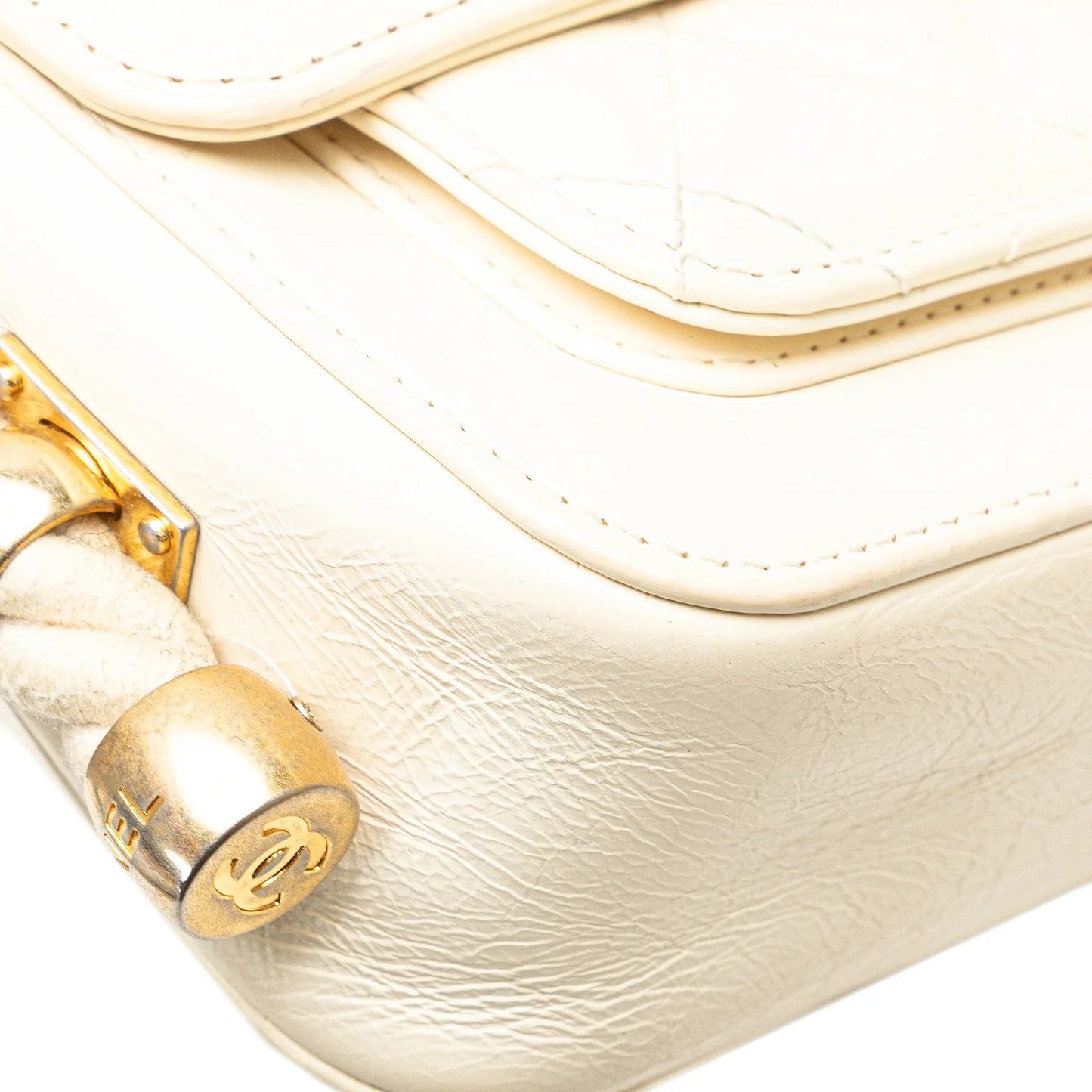 White Chanel Crumpled Calfskin En Vogue Rope Flap Satchel