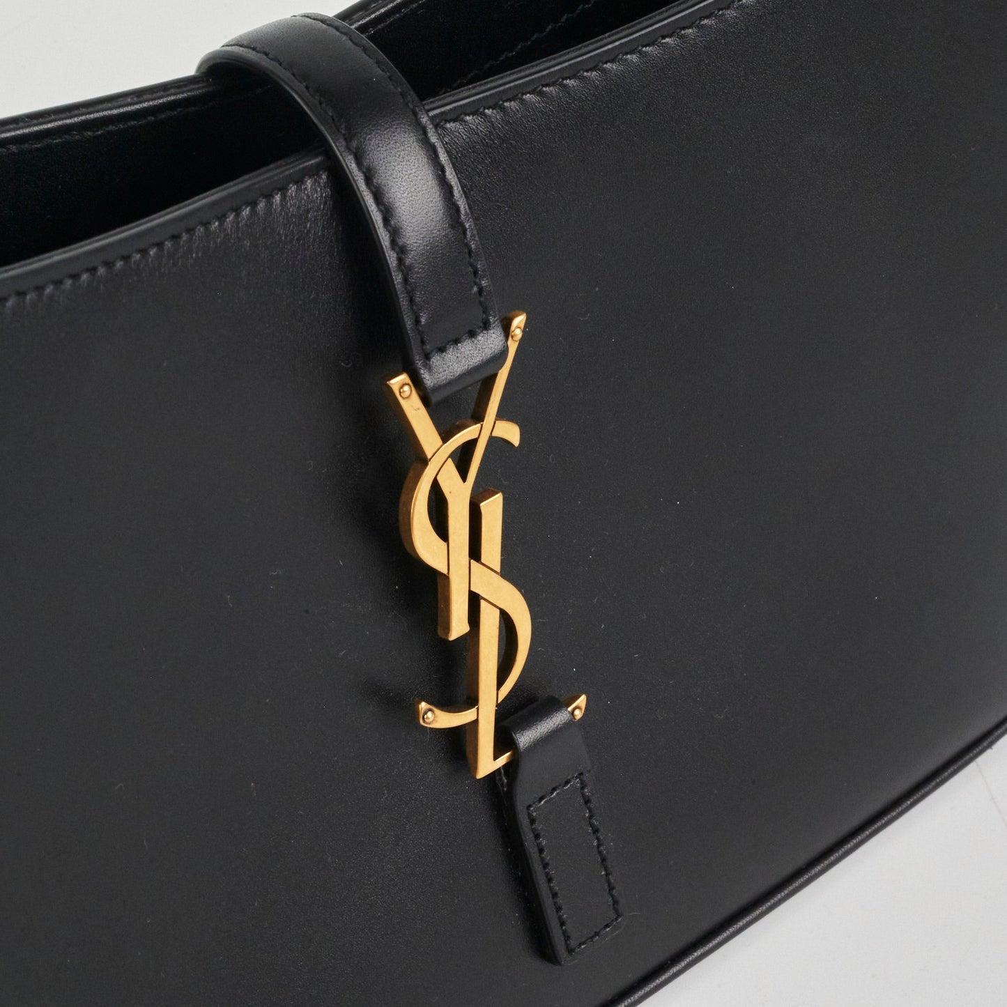 Saint Laurent Le 5 A 7 Black Shoulder Bag