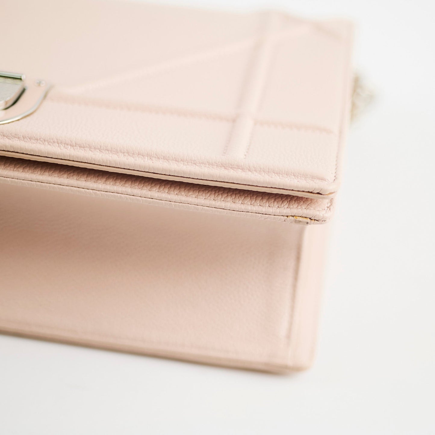 Dior Diorama Medium Light Pink