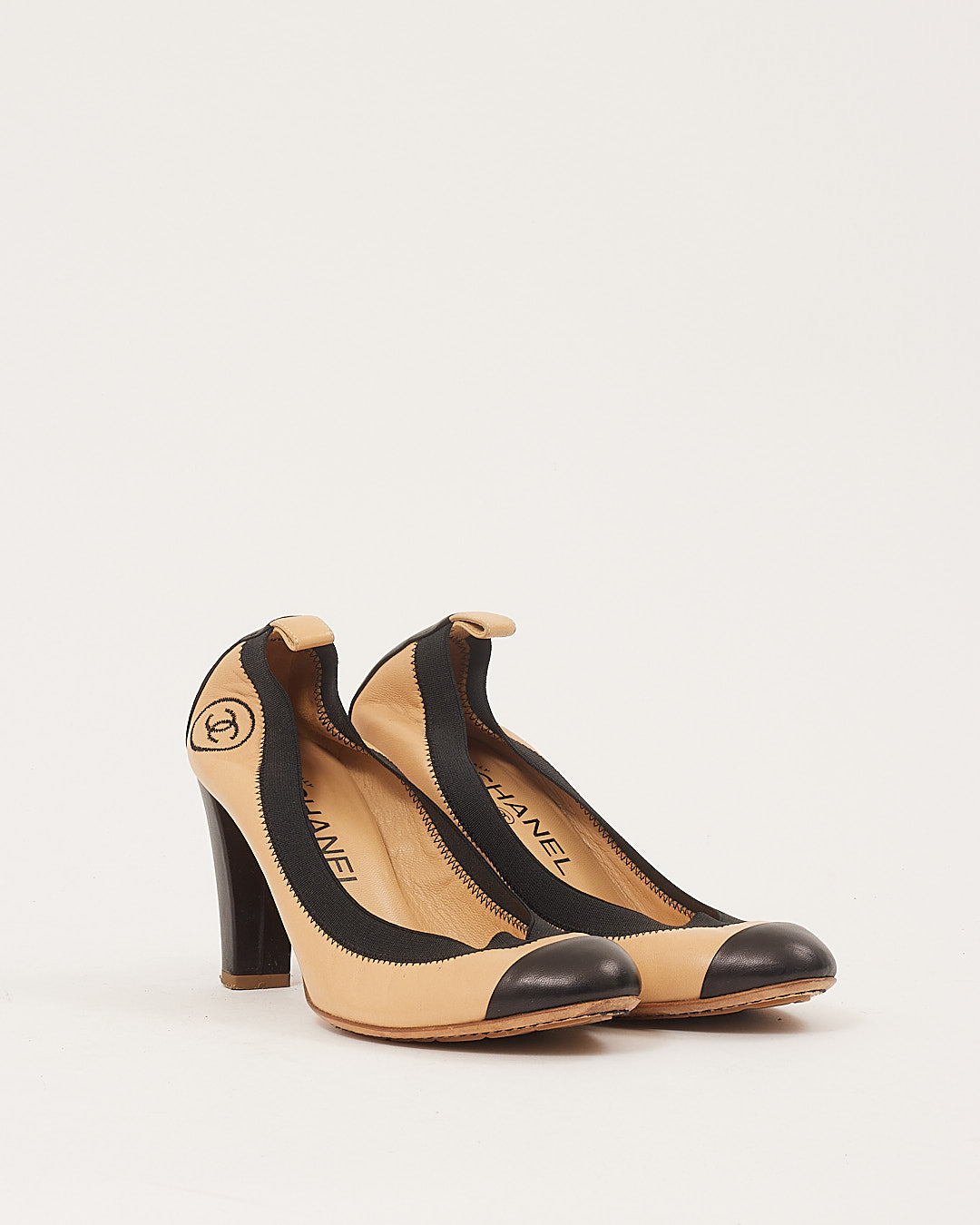 Chanel Beige/Black Slip On Pumps - 37