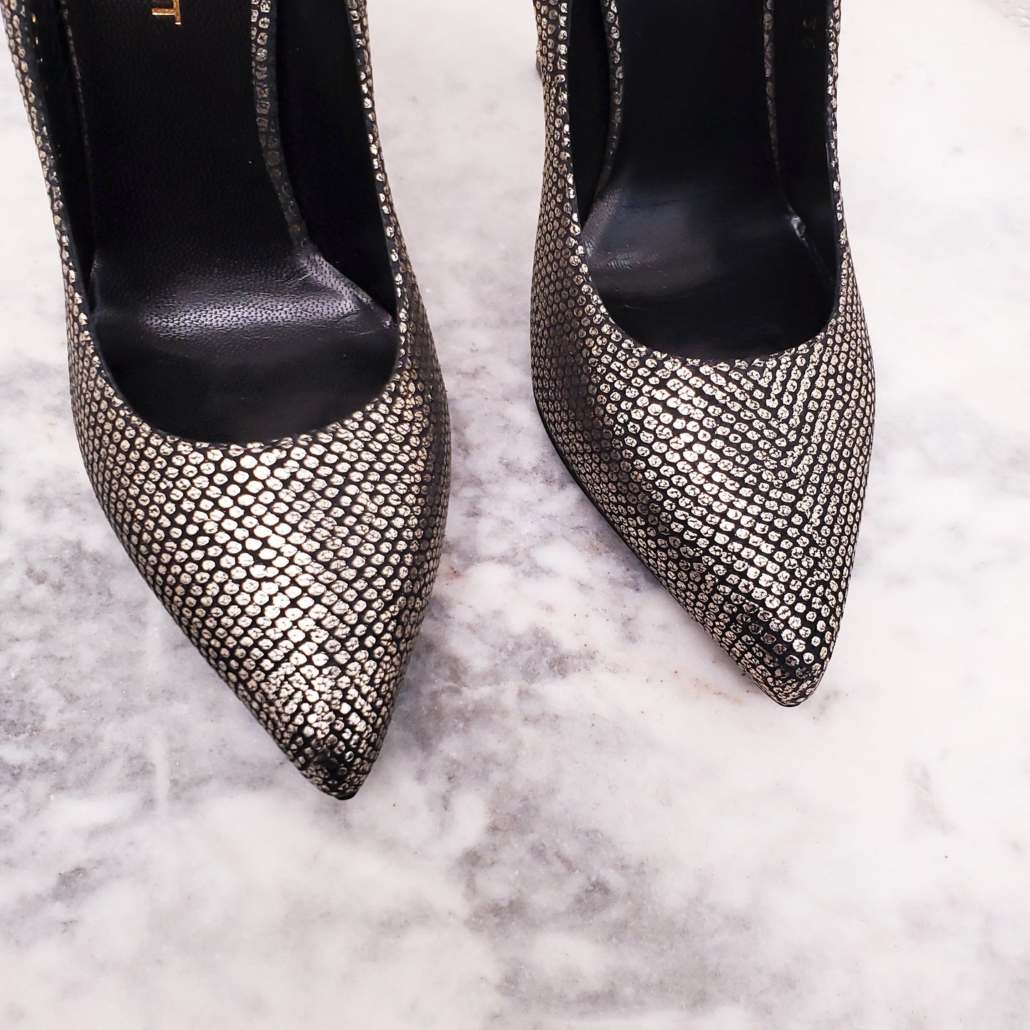 SAINT LAURENT BLACK AND GOLD SNAKE EFFECT HEELS - SIZE 36