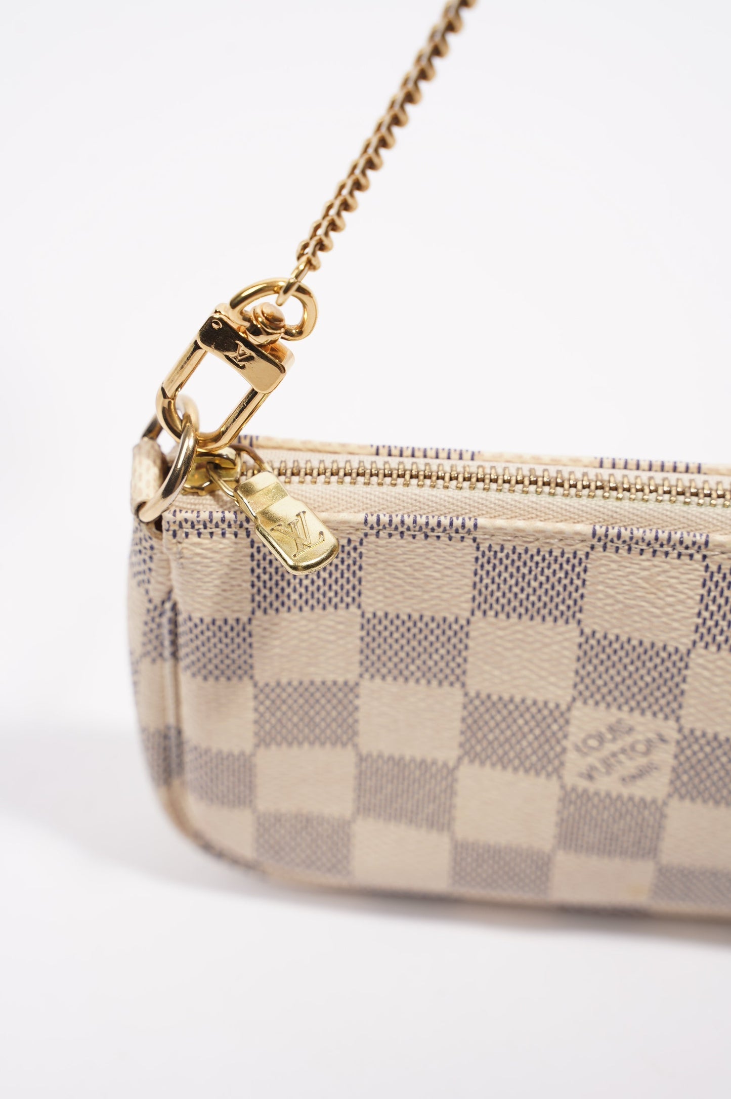 Louis Vuitton Mini Pochette Accessoires Damier Azur Canvas One Size