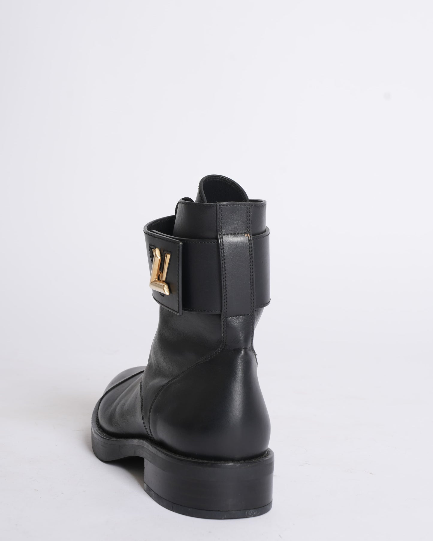 Louis Vuitton Flat Ranger Boots