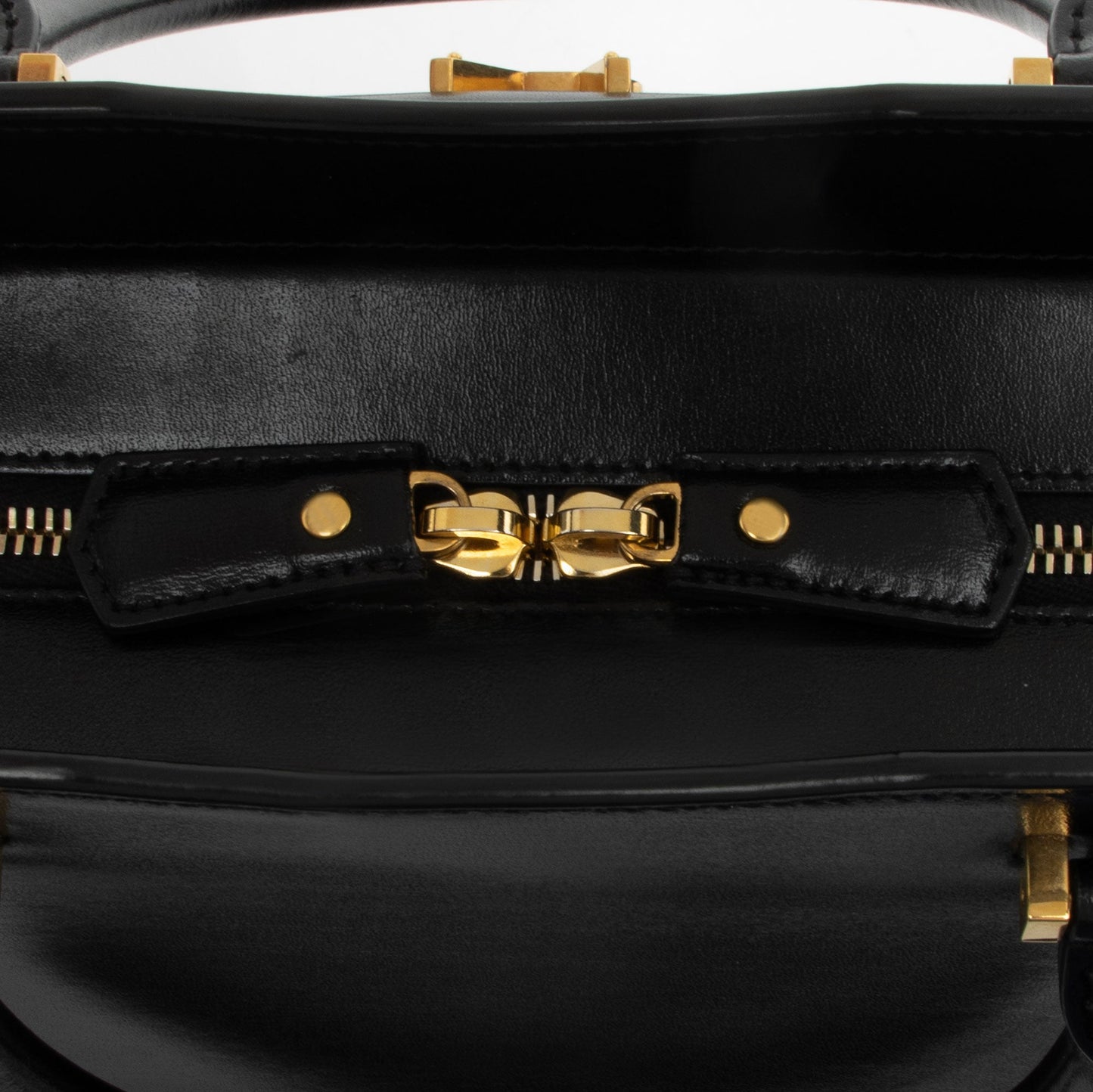 Saint Laurent Calfskin Monogram Uptown Medium Tote GumjsZ