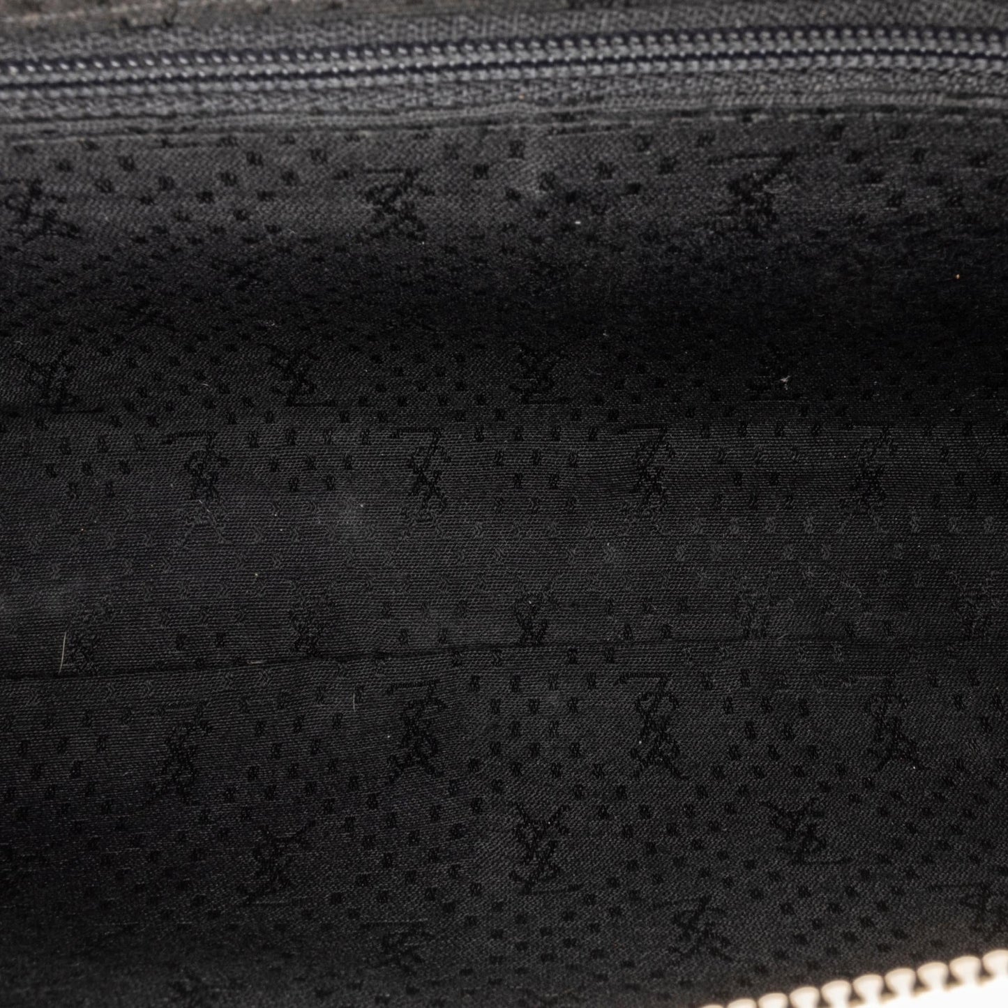 Saint Laurent Leather Clutch Bag (SHG-34661