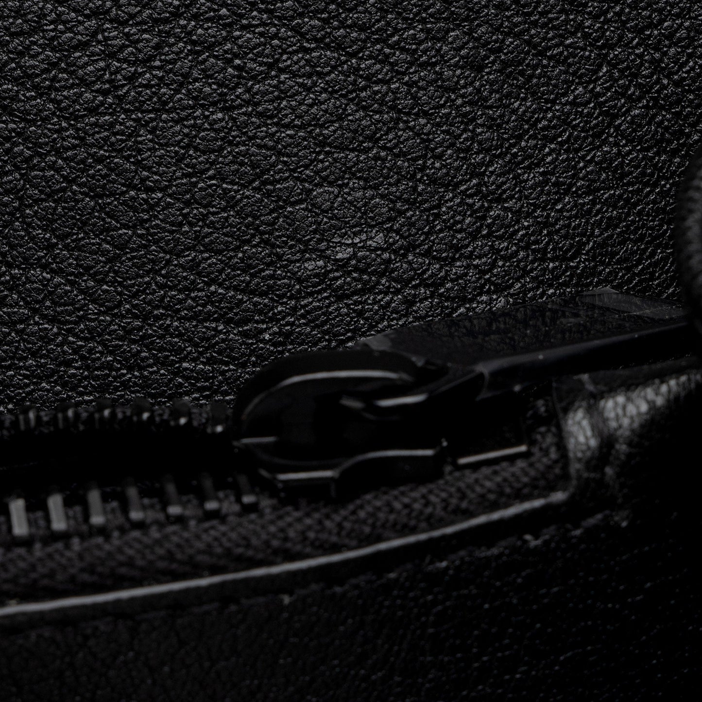 Saint Laurent Matelasse Calfskin Monogram College Large Shoulder Bag K7F9Zp