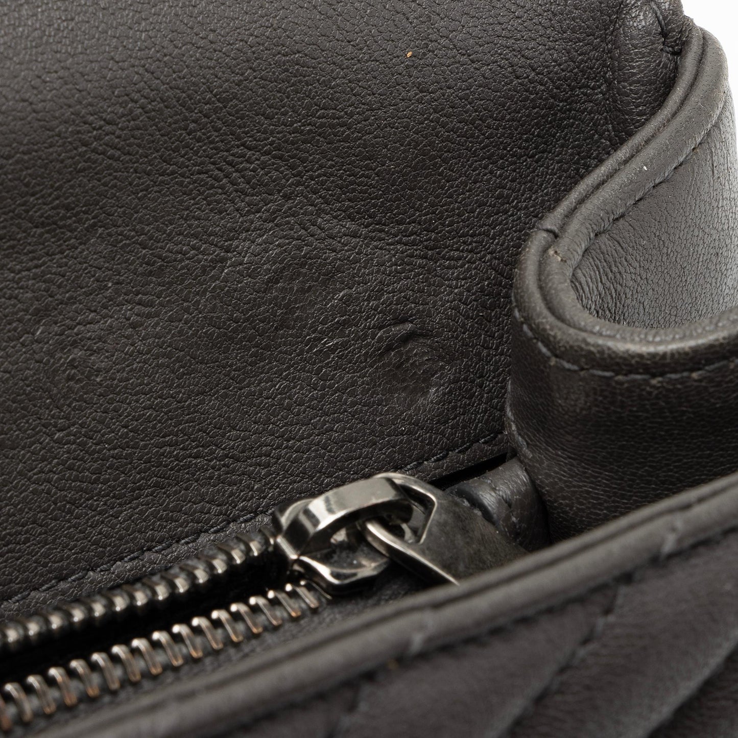 Saint Laurent Matelasse Calfskin Monogram College Medium Shoulder Bag VVdWy3