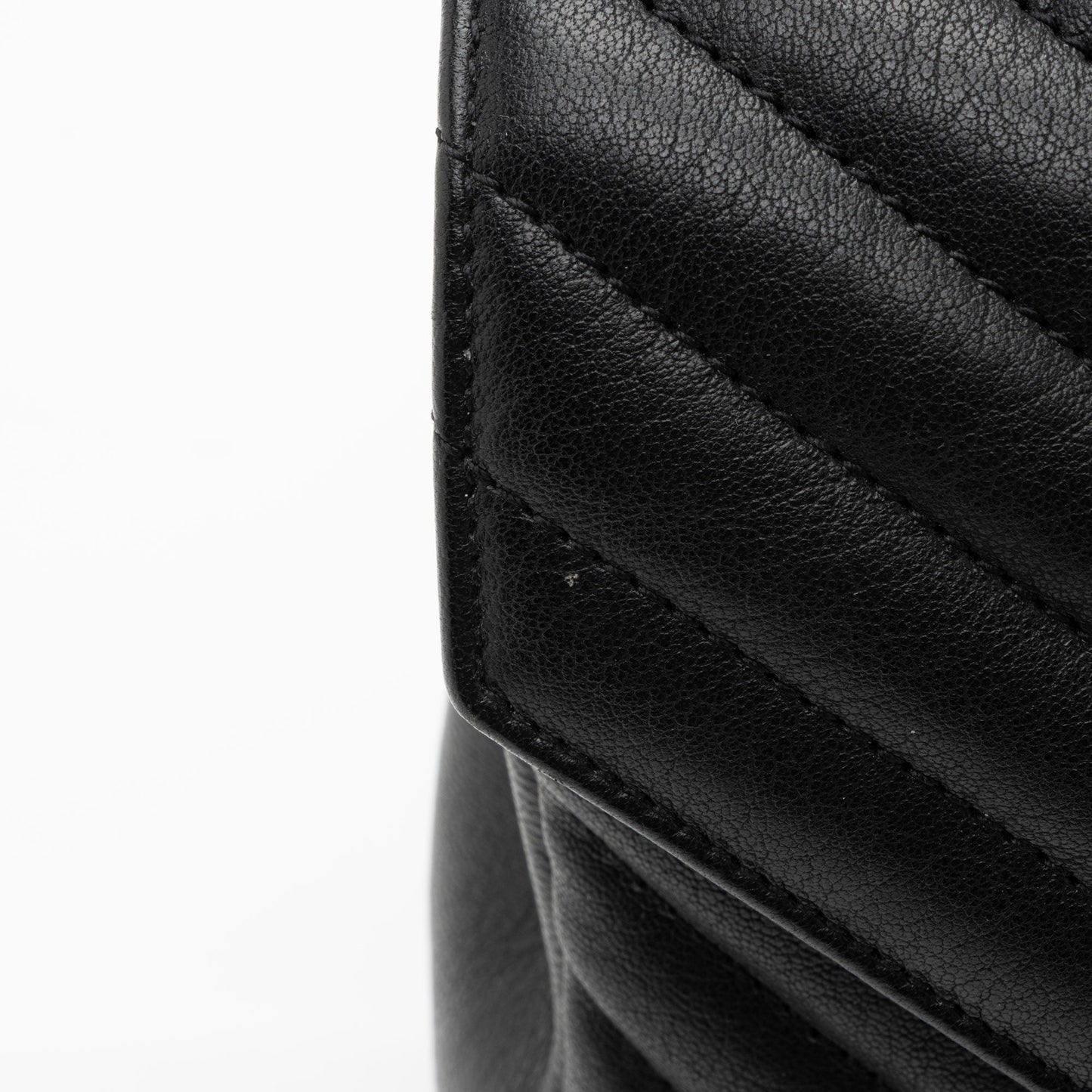 Saint Laurent Matelasse Calfskin Monogram College Medium Shoulder Bag MMt0qg