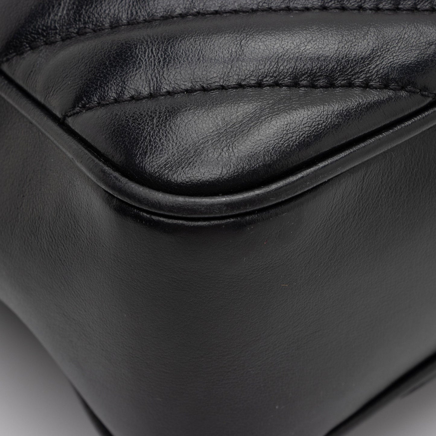 Saint Laurent Matelasse Calfskin Monogram Lou Camera Bag 017geY