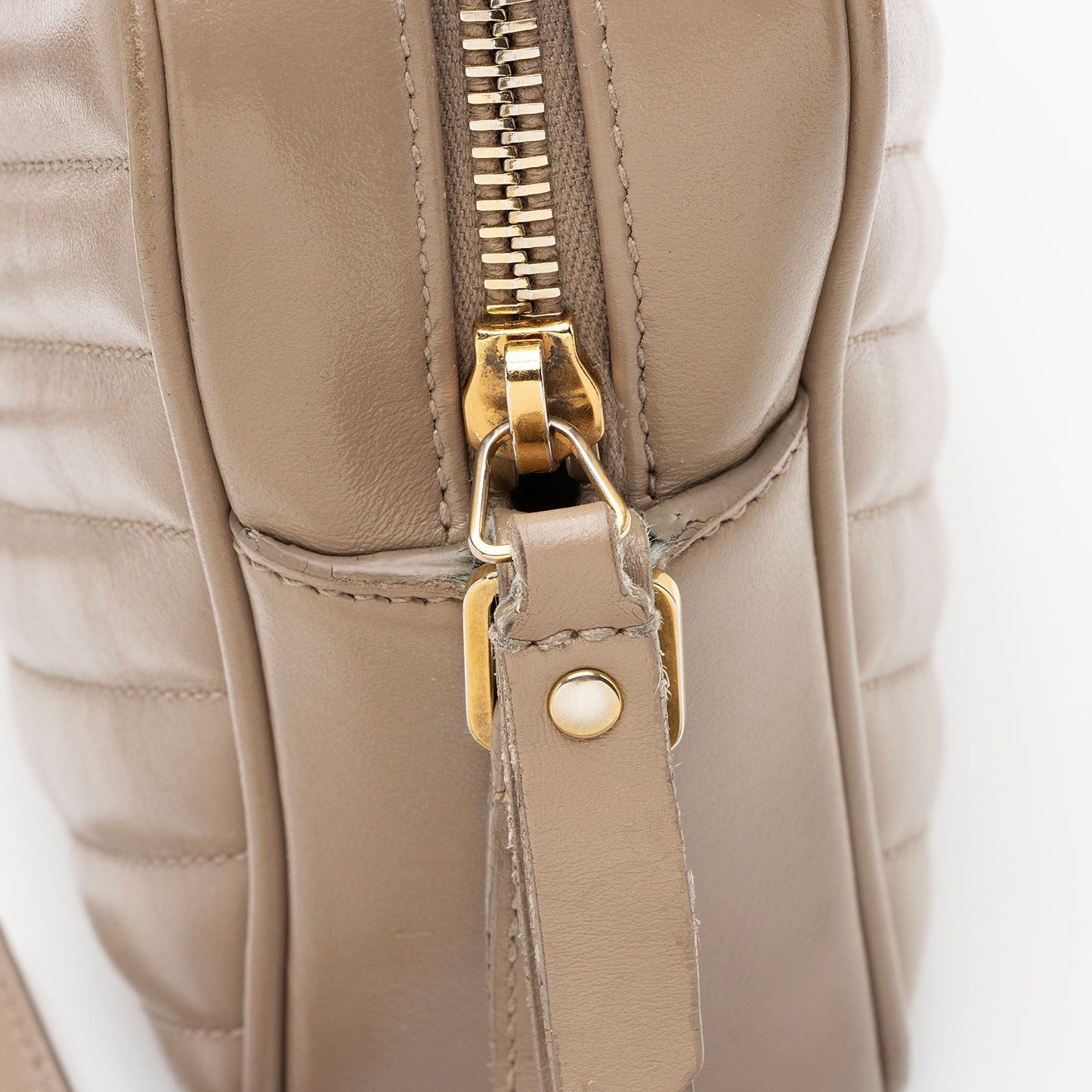 Saint Laurent Matelasse Calfskin Monogram Lou Camera Bag 3Riqa1