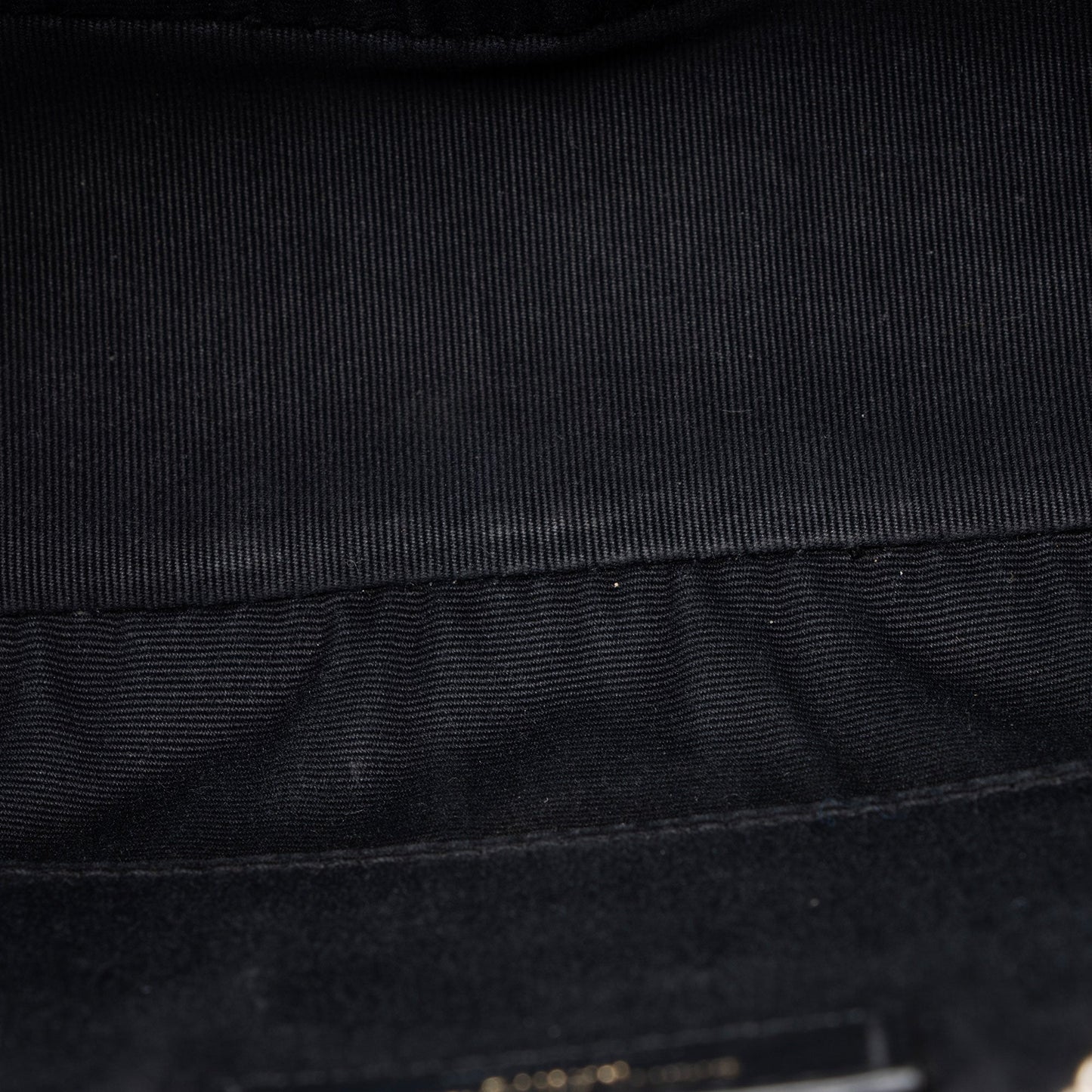 Saint Laurent Matelasse Calfskin Monogram Lou Camera Bag 3Riqa1