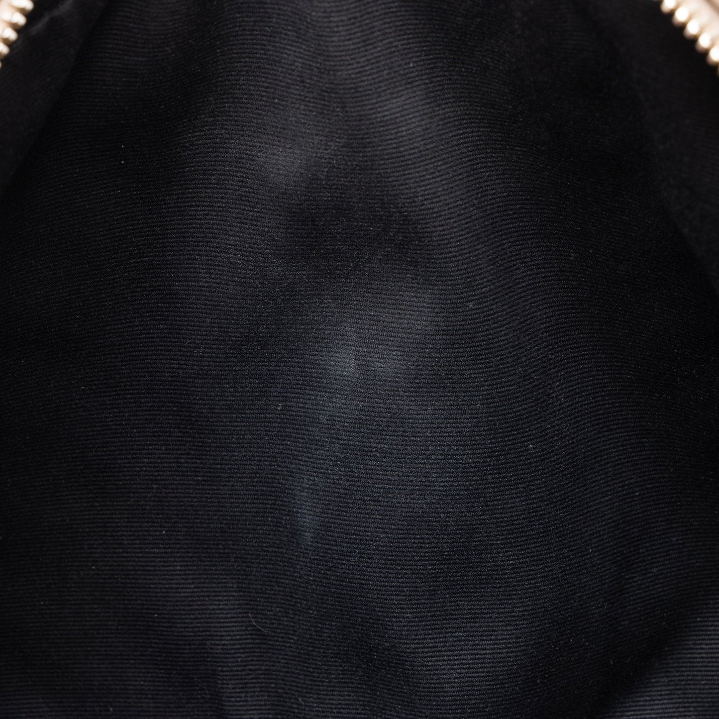 Saint Laurent Matelasse Calfskin Monogram Lou Camera Bag 3Riqa1