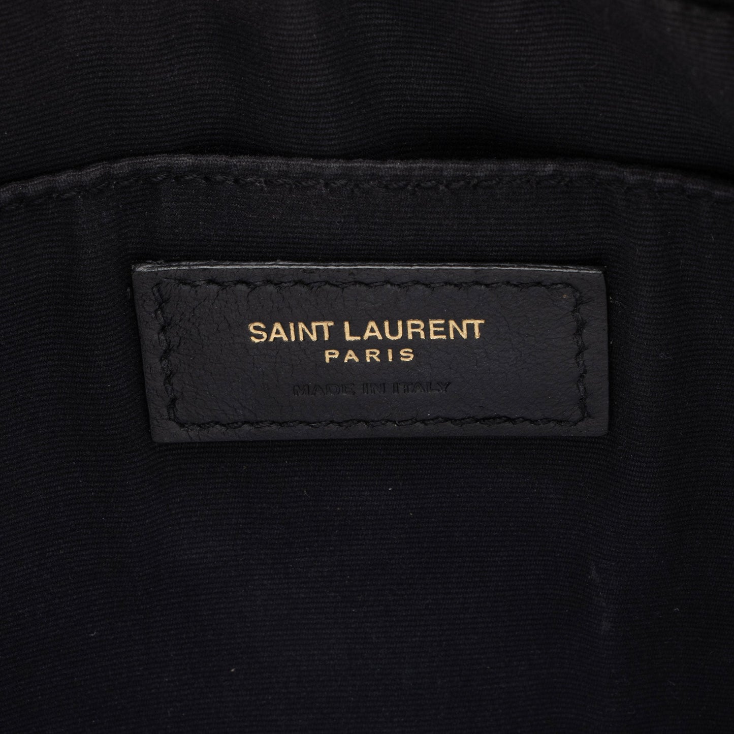 Saint Laurent Matelasse Calfskin Monogram Lou Camera Bag 3Riqa1