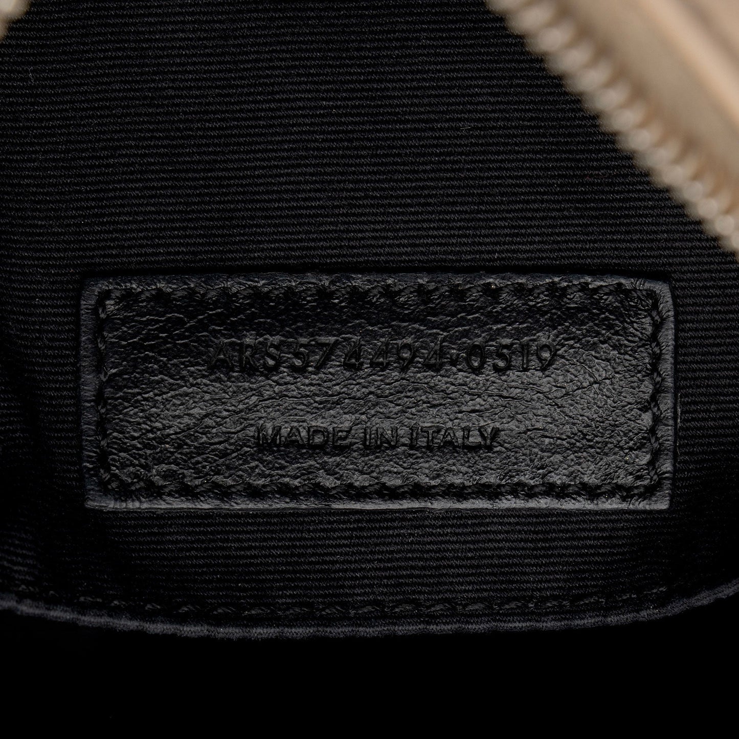 Saint Laurent Matelasse Calfskin Monogram Lou Camera Bag wHhf08