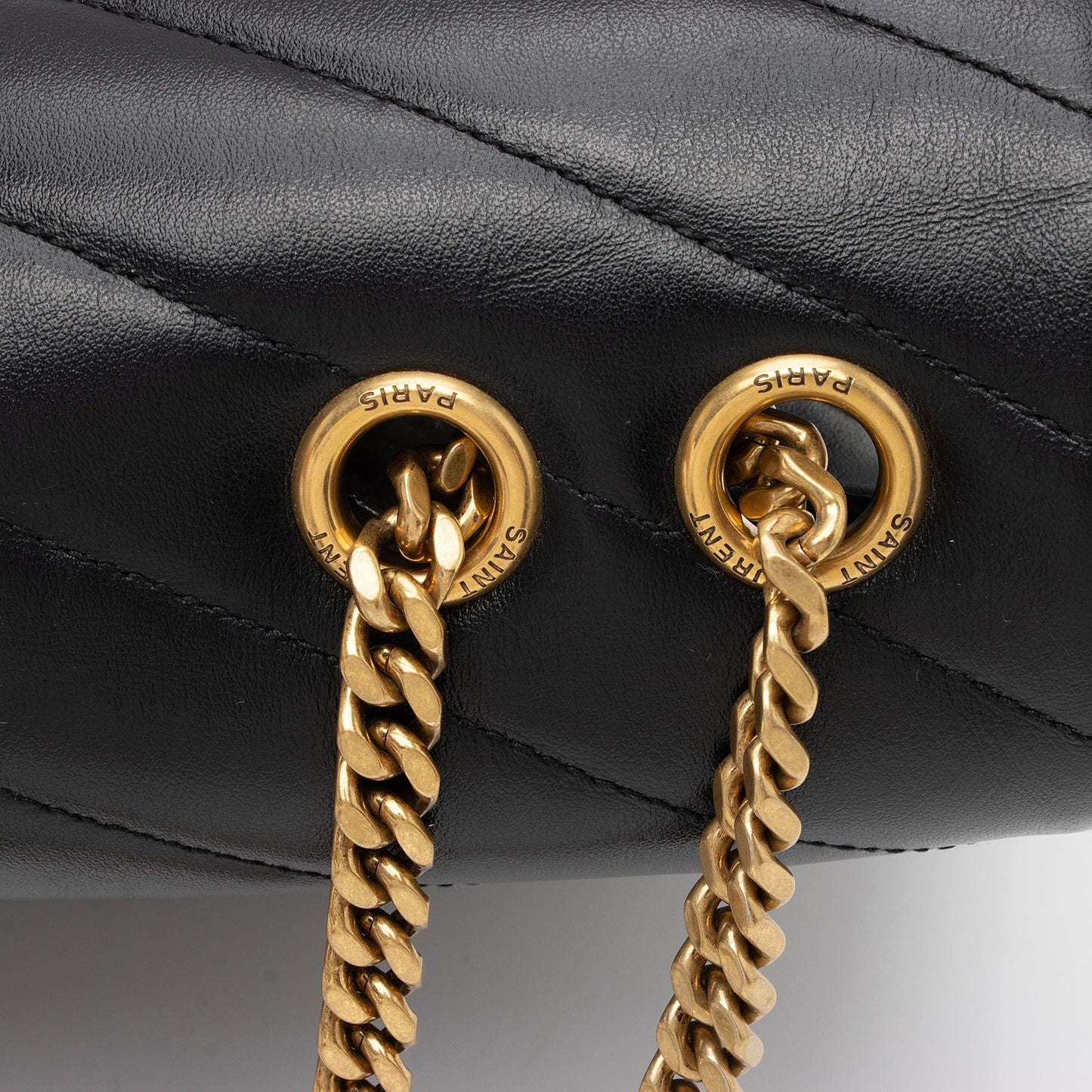 Saint Laurent Matelasse Calfskin Monogram LouLou Chain Medium Shoulder Bag sPEp1X