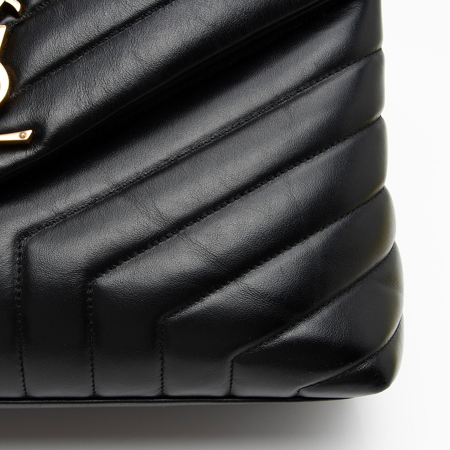 Saint Laurent Matelasse Calfskin Monogram LouLou Chain Medium Shoulder Bag m6cEGy