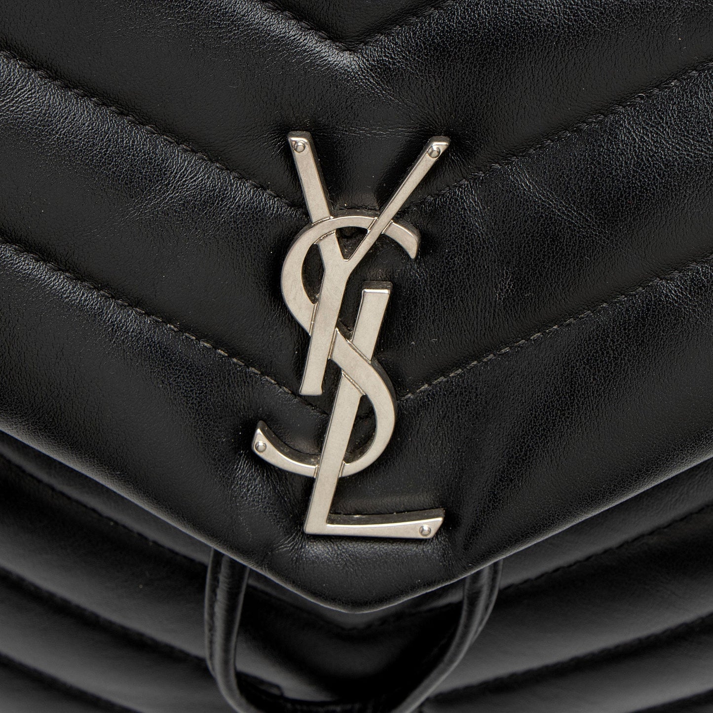 Saint Laurent Matelasse Calfskin Monogram LouLou Medium Backpack m1rXfW