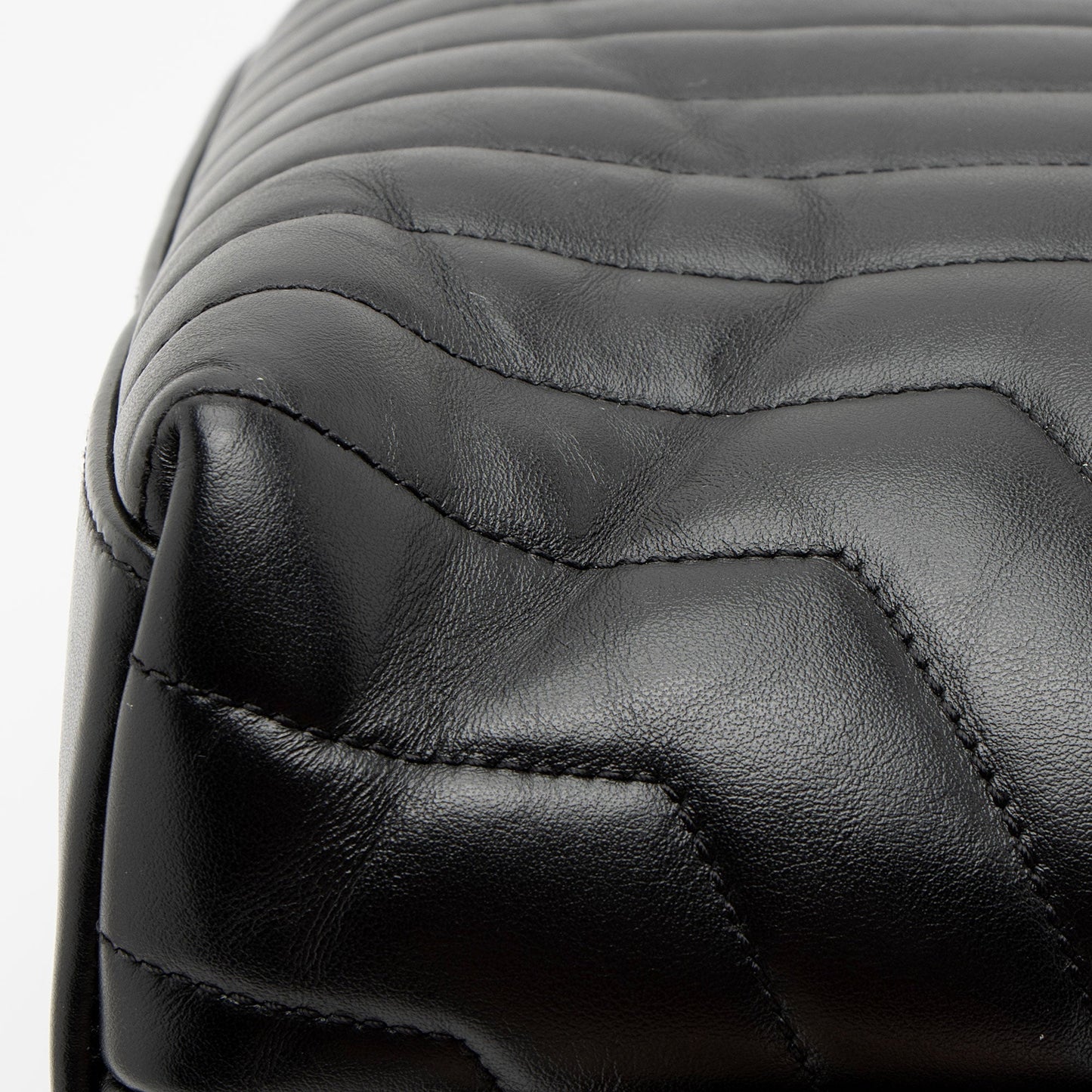 Saint Laurent Matelasse Calfskin Monogram LouLou Medium Backpack m1rXfW