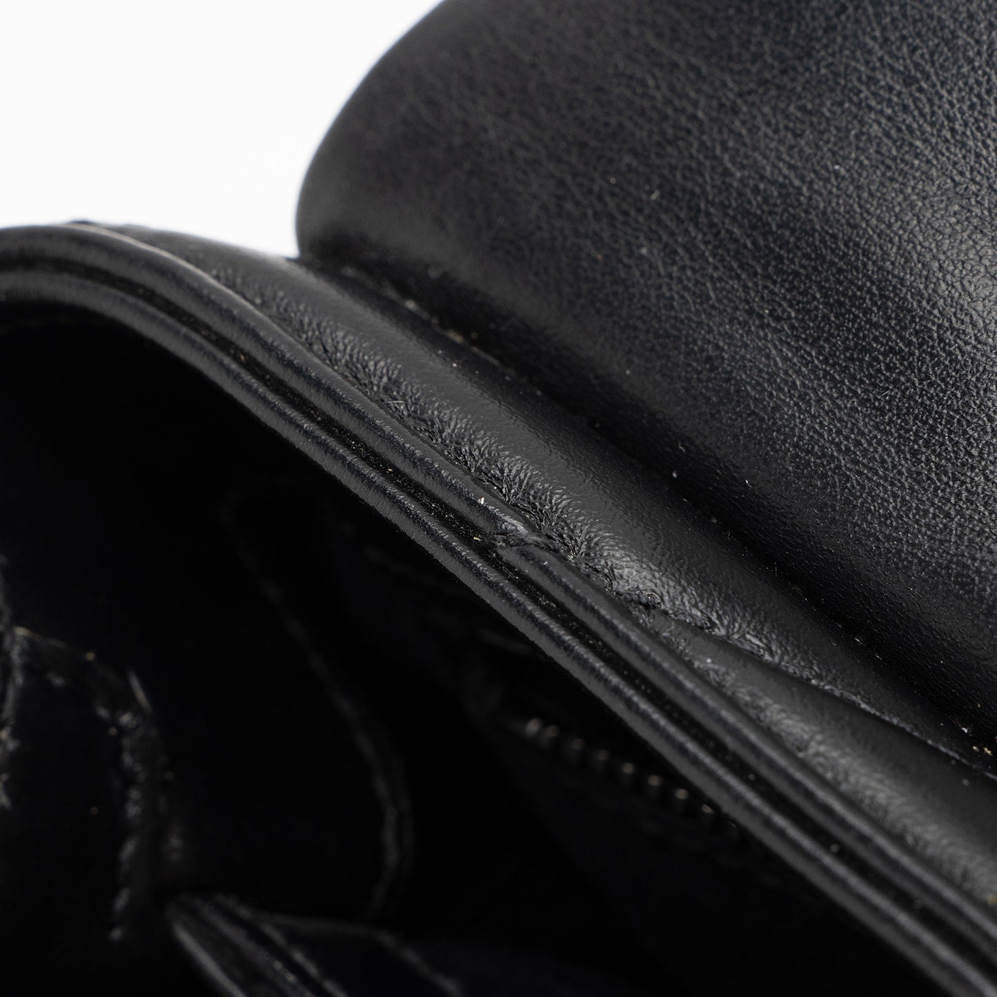 Saint Laurent Matelasse Calfskin Monogram LouLou Toy Crossbody Bag l0zOOf