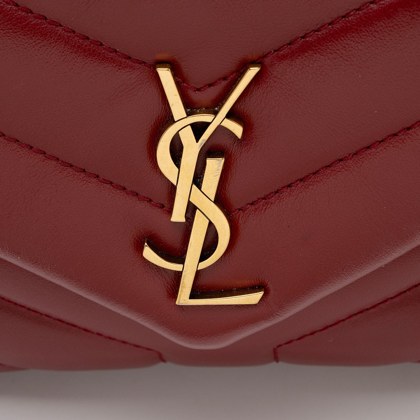 Saint Laurent Matelasse Calfskin Monogram LouLou Toy Crossbody PXzdWg