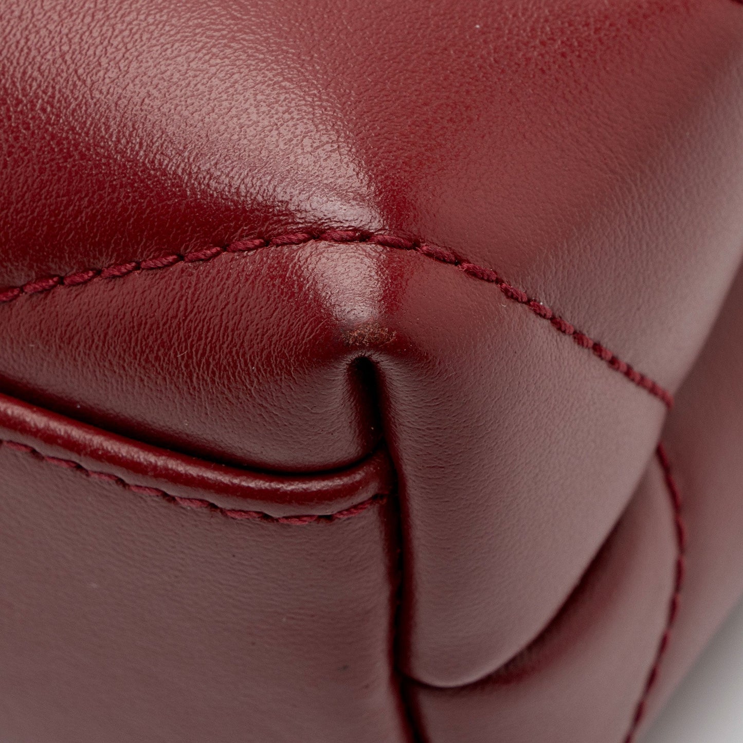 Saint Laurent Matelasse Calfskin Monogram LouLou Toy Crossbody PXzdWg