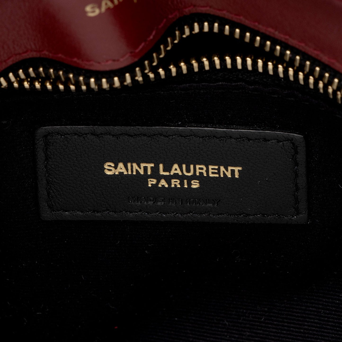 Saint Laurent Matelasse Calfskin Monogram LouLou Toy Crossbody PXzdWg