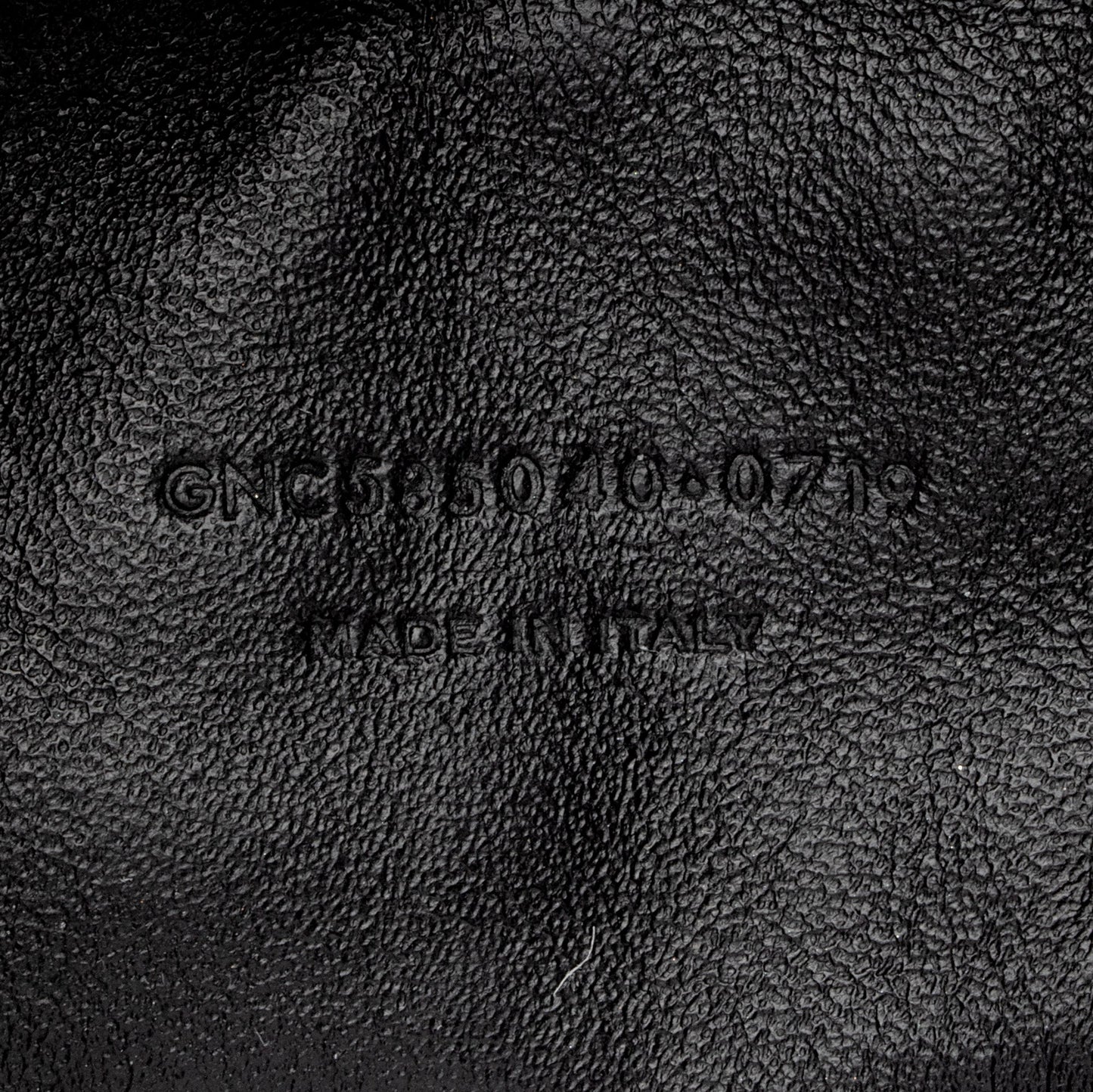 Saint Laurent Matelasse Grain de Poudre Monogram Lou Mini Camera Bag OVTrYb