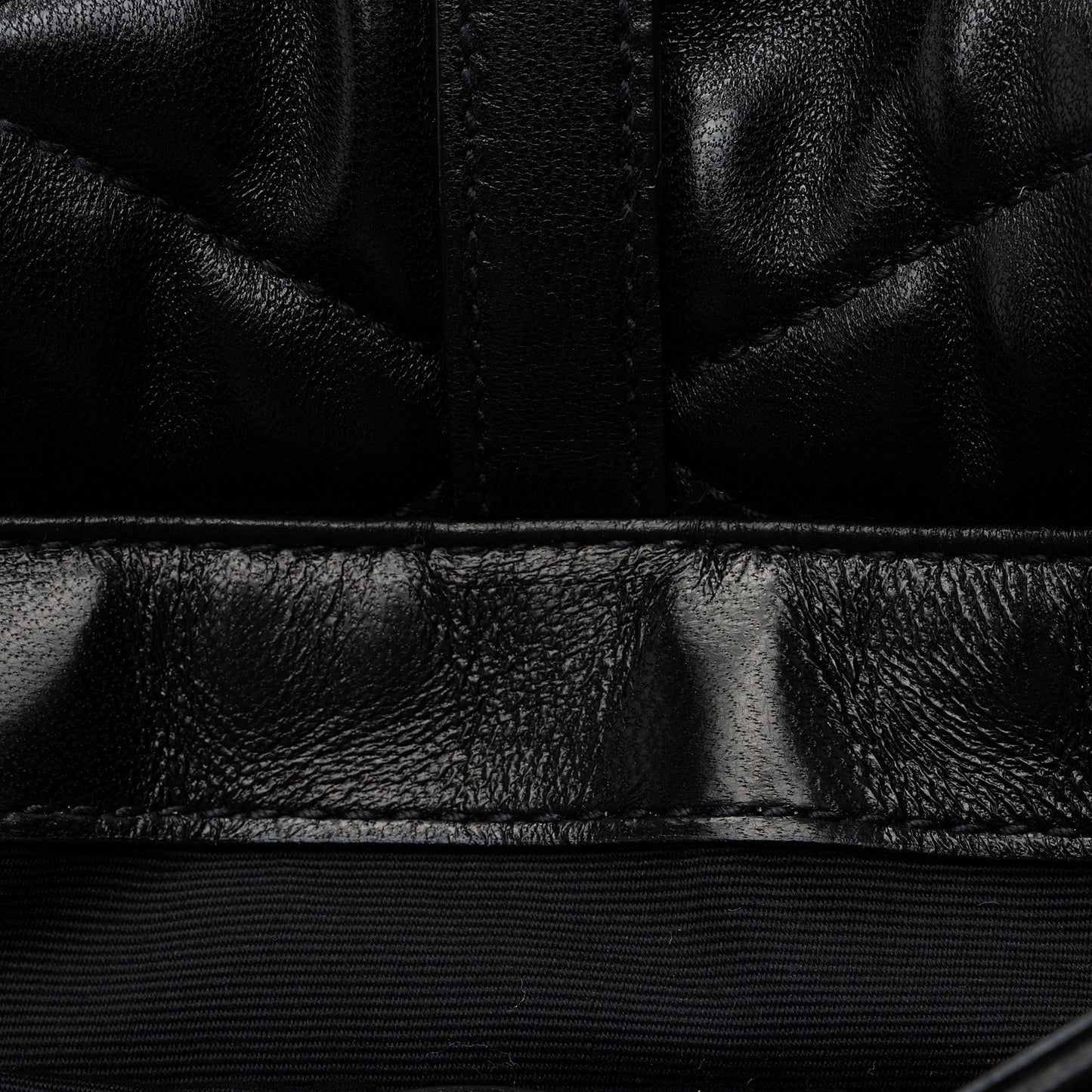 Saint Laurent Quilted Lambskin Monogram Le 57 Hobo 46zvkL