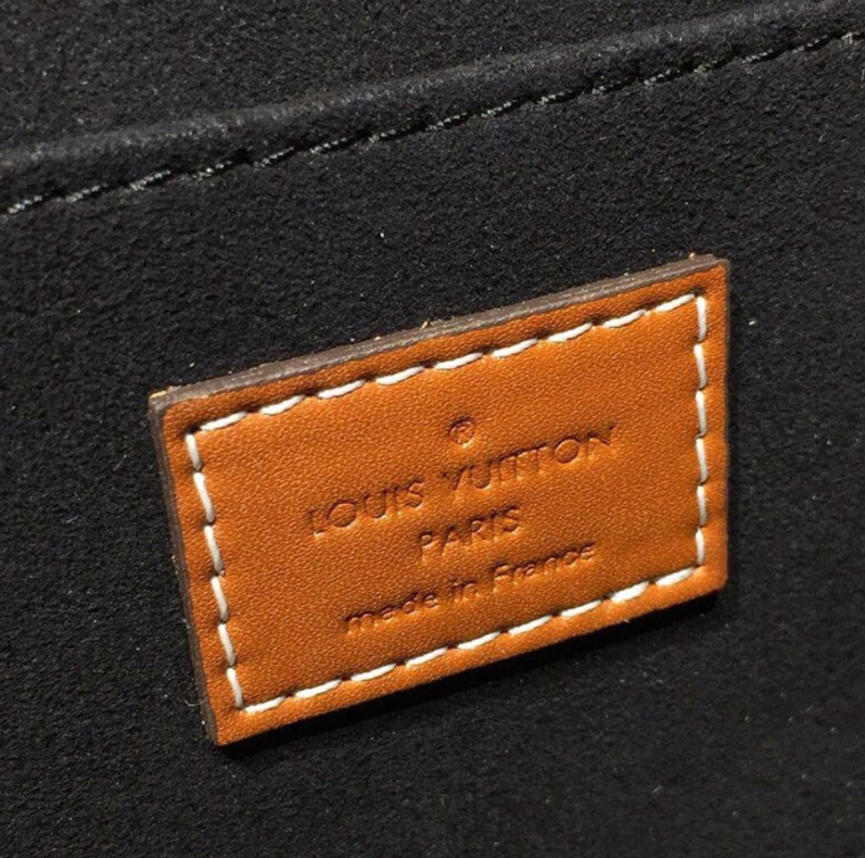 Top Quality Biface Monogram Canvas By Nicolas Ghesquiere For Women, Womens Handbags, Shoulder Bags 8.7in/21.5cm Top Quality M44386