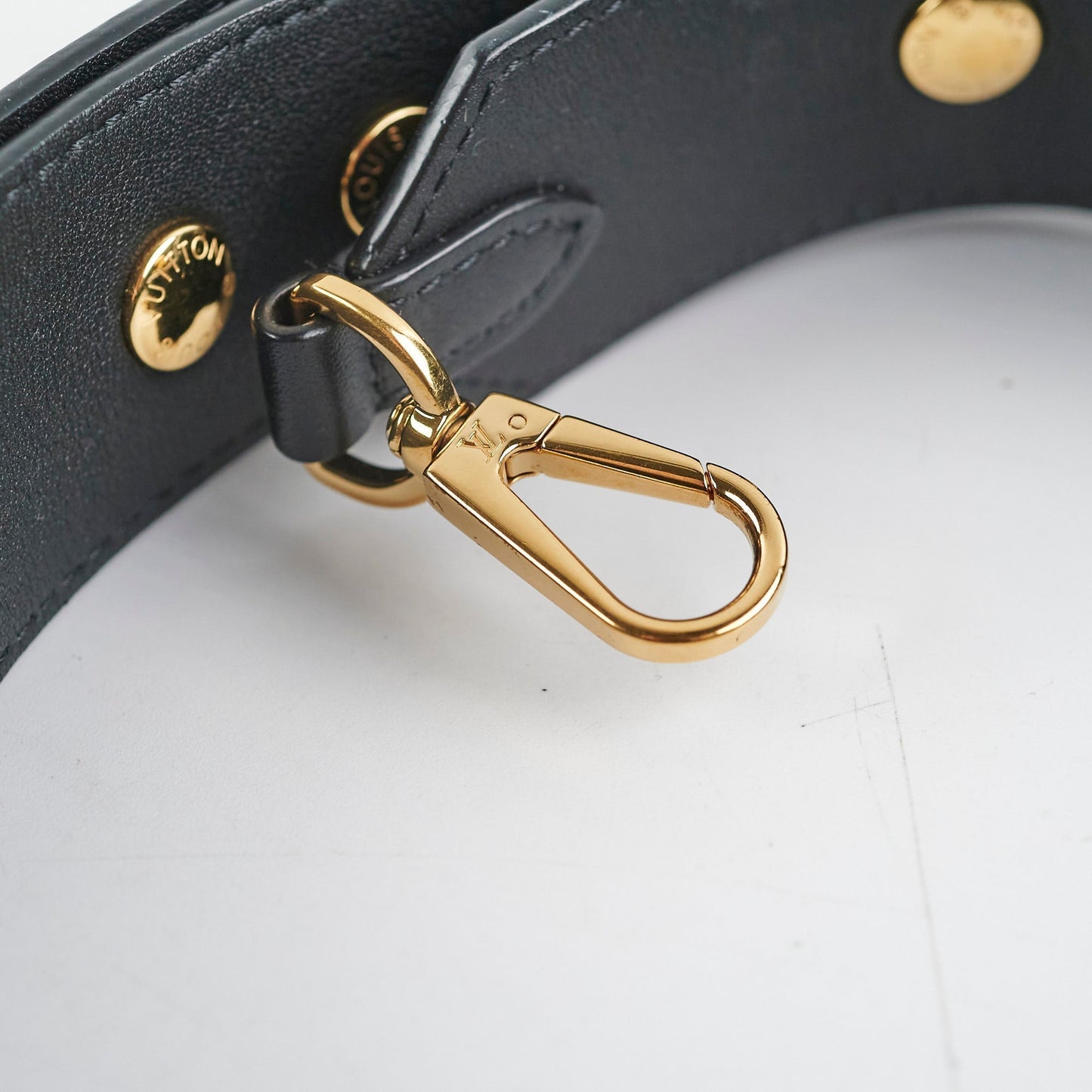 Louis Vuitton Bandoulière Regular Monogram Black Strap