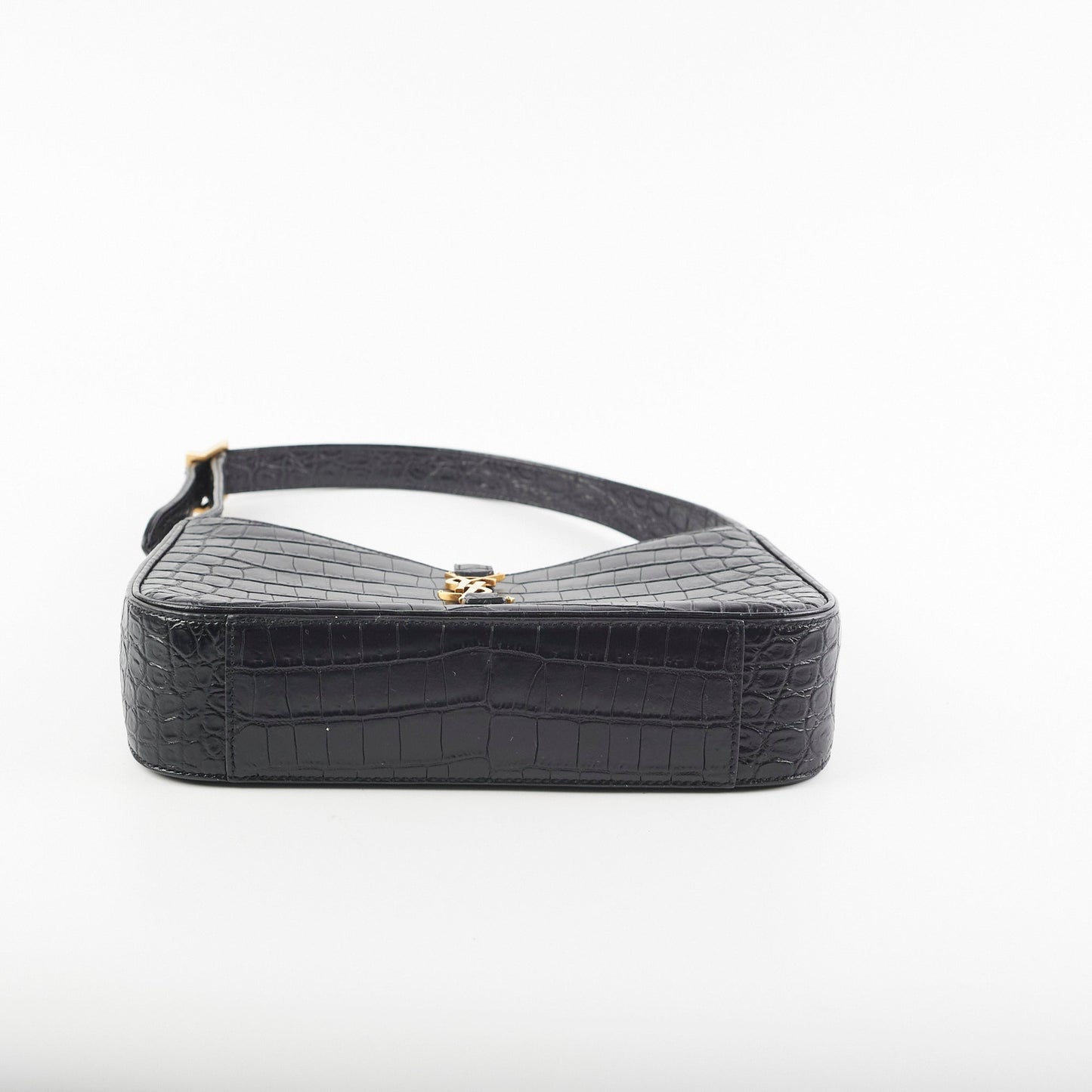 Saint Laurent Le5 a 7 croc Embossed Black