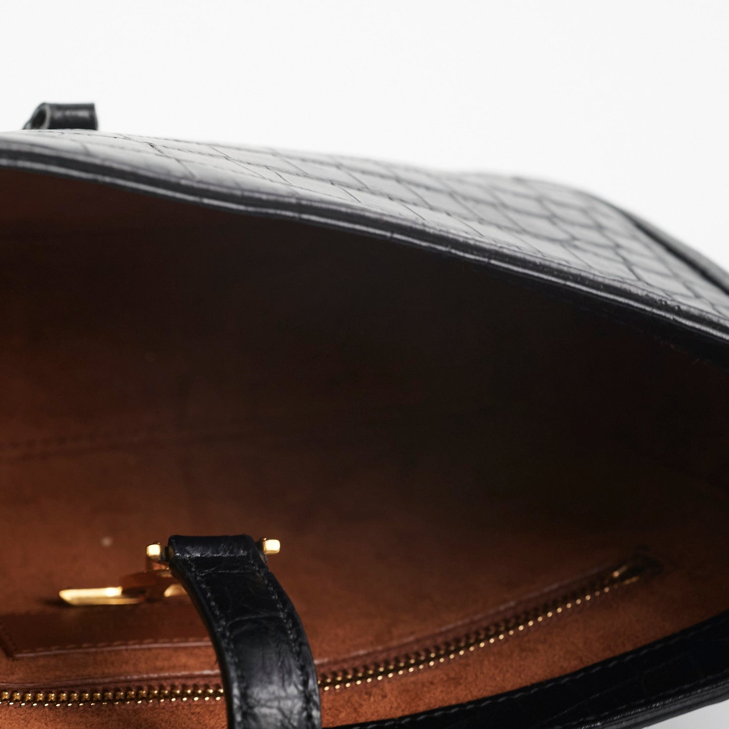 Saint Laurent Le5 a 7 croc Embossed Black