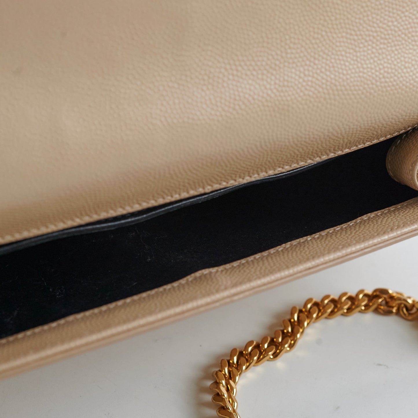 Saint Laurent Medium Kate Beige